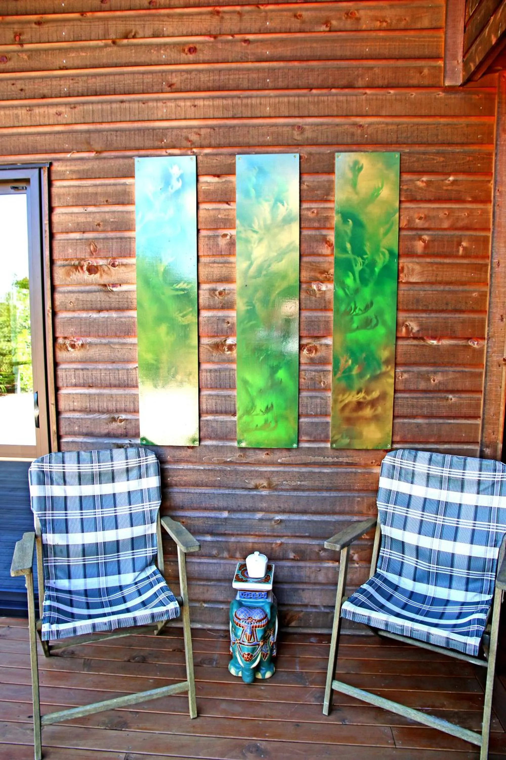 Facade/entrance in Twin Waters Lodge