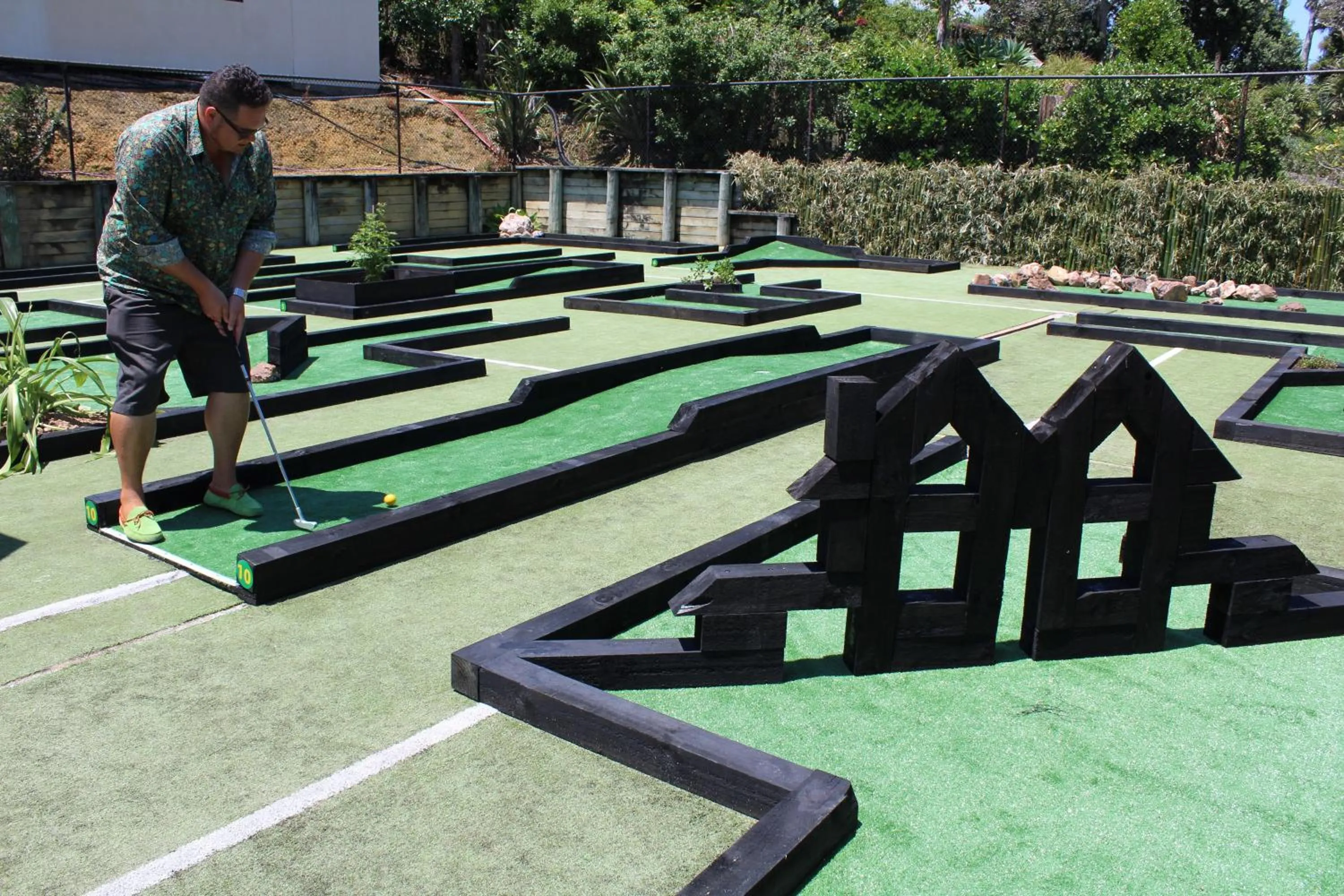 Minigolf in Waiheke Island Resort Conference & Accomodation Centre
