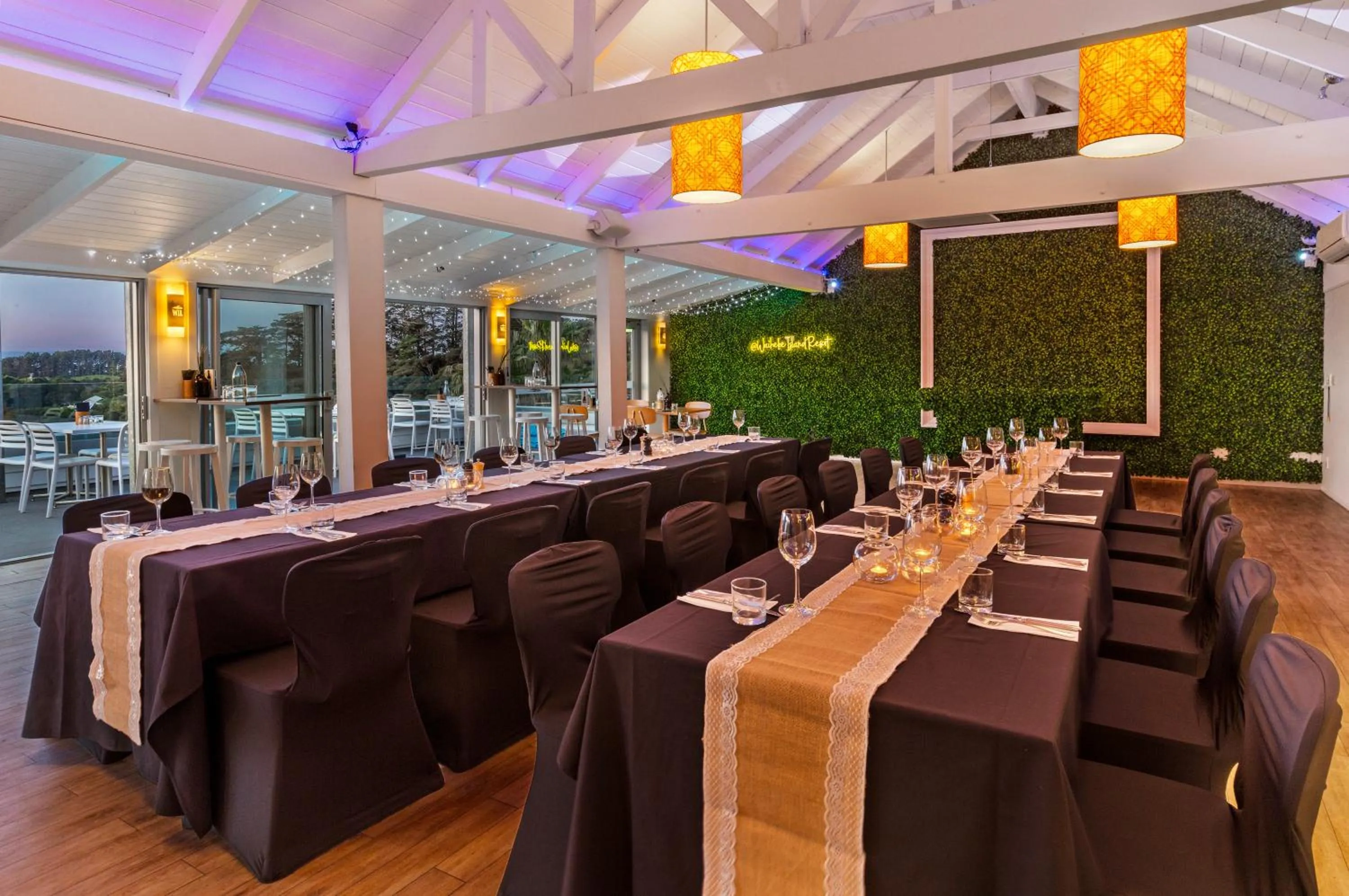 Restaurant/places to eat in Waiheke Island Resort Conference & Accomodation Centre