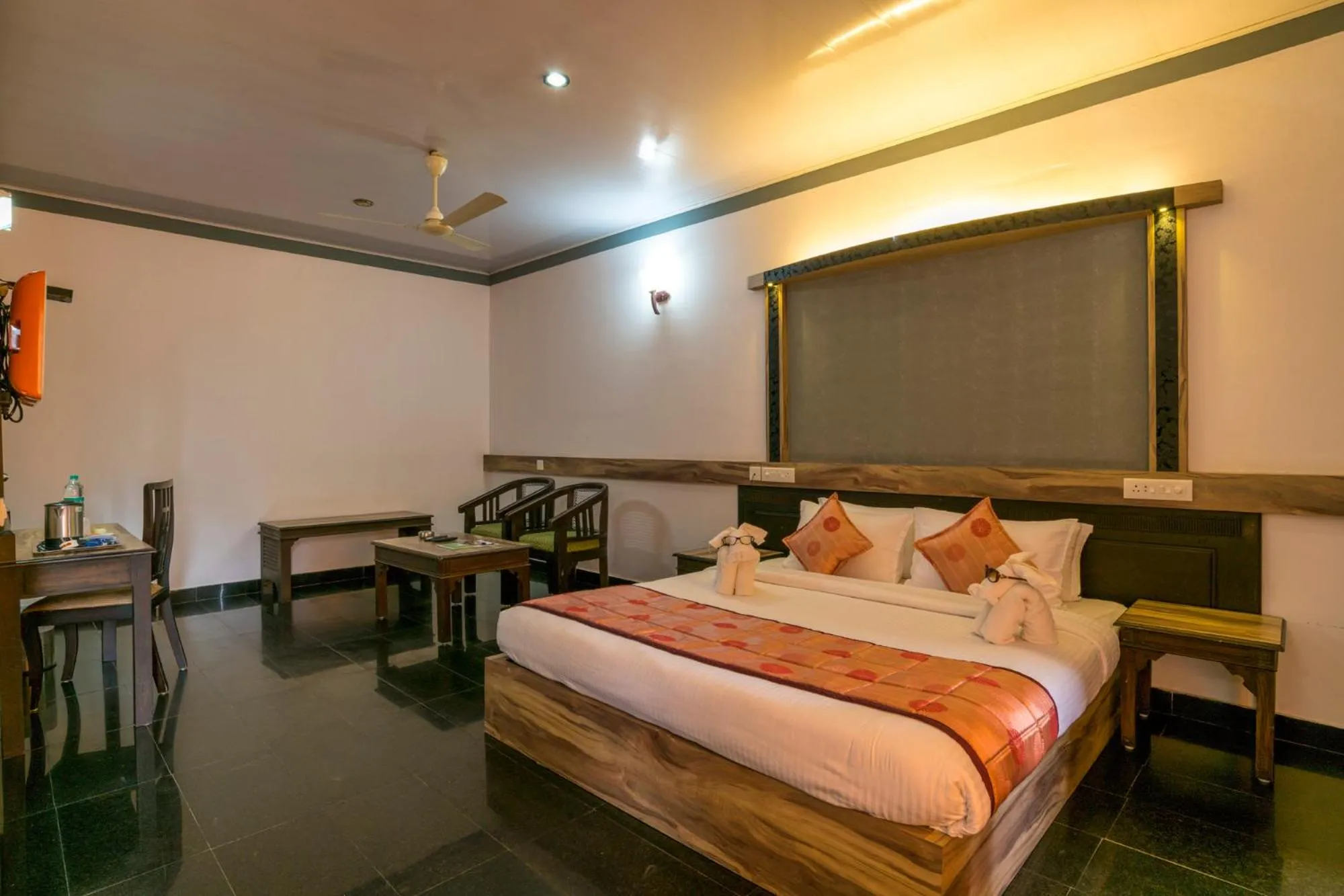 Photo of the whole room, Bed in Upavan Resort