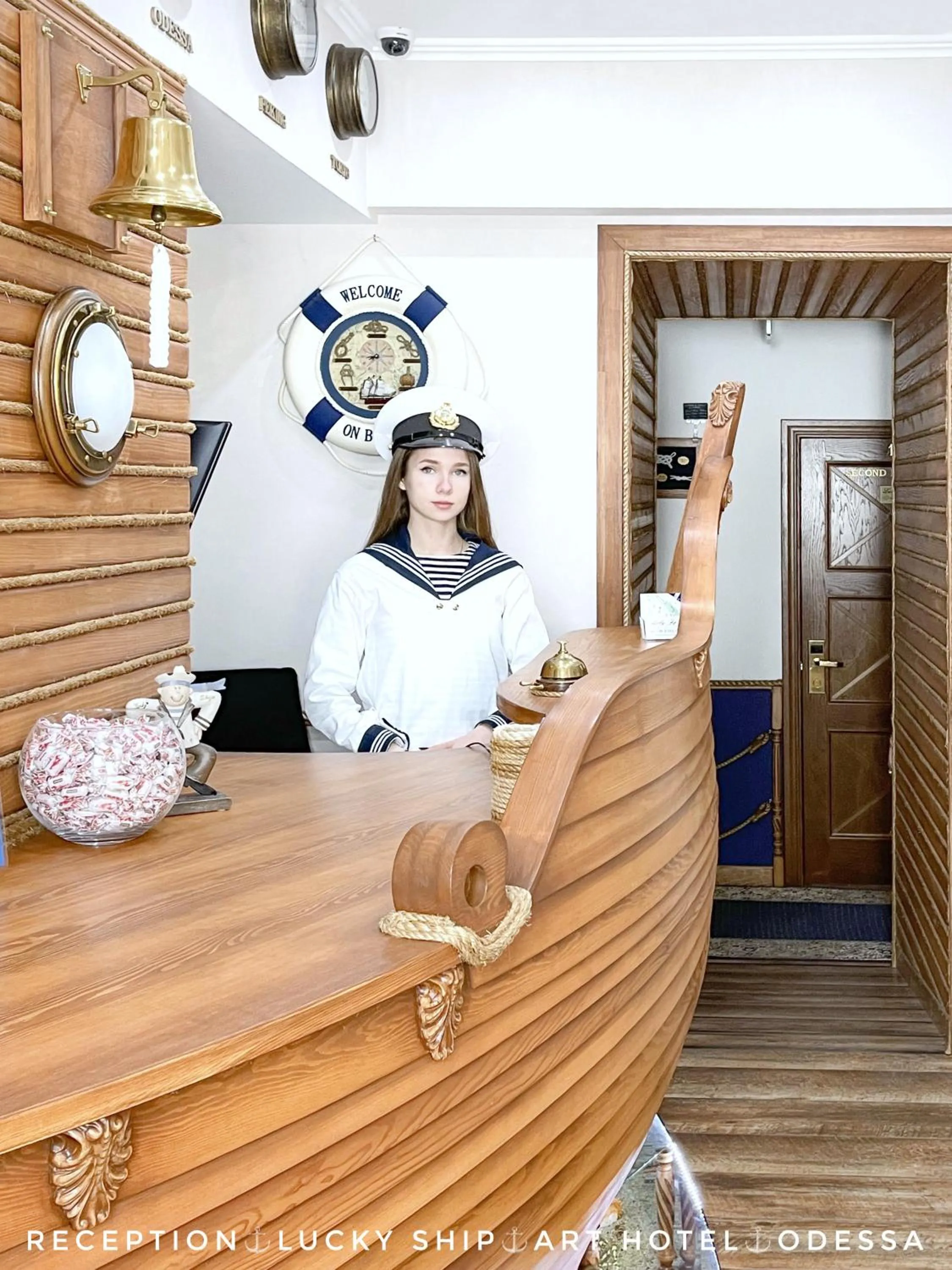 Lucky Ship Art Hotel