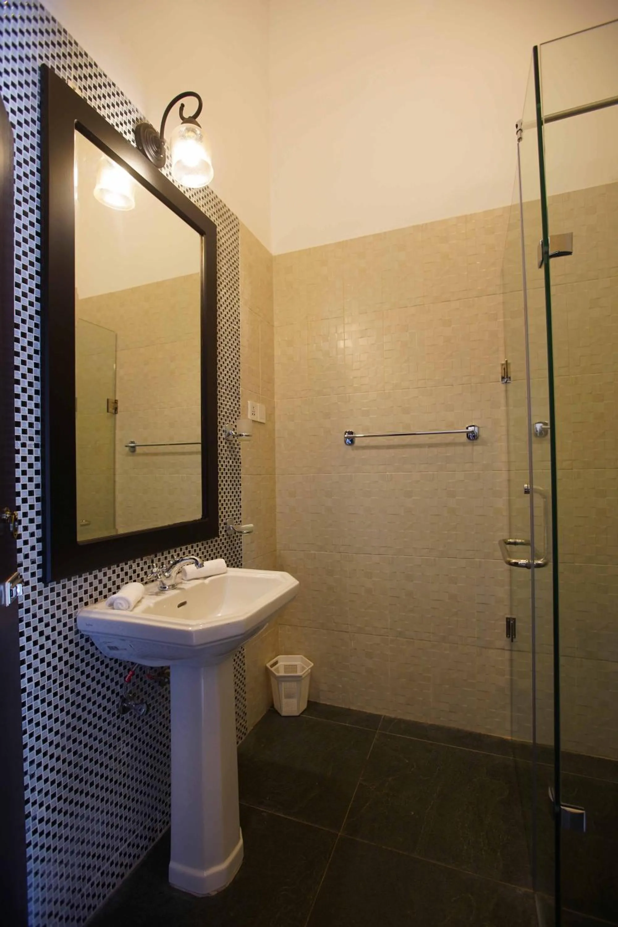 Bathroom in KapuGedara297