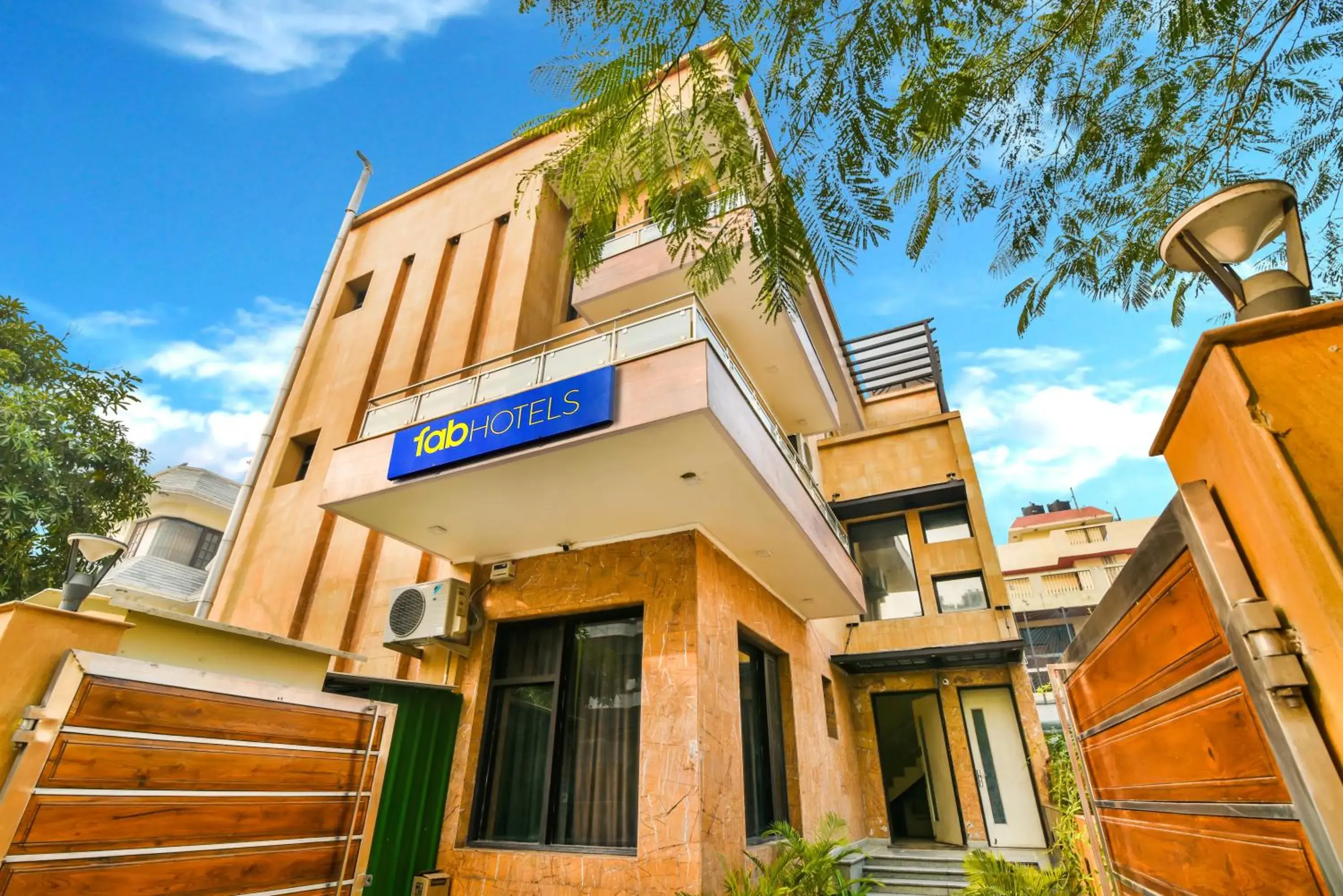 Facade/entrance in FabHotel Rallkmas Cyber City Facade/entrance in FabHotel Rallkmas Cyber City