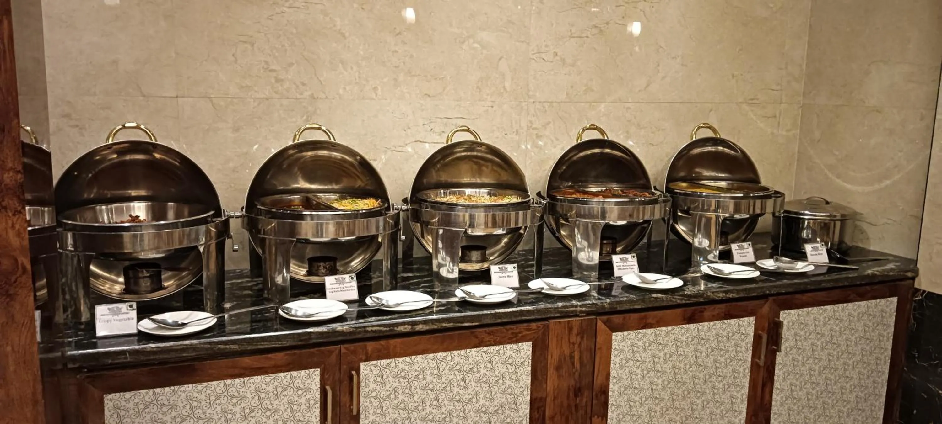 Breakfast in Benzz Park Family Resort Kodaikanal