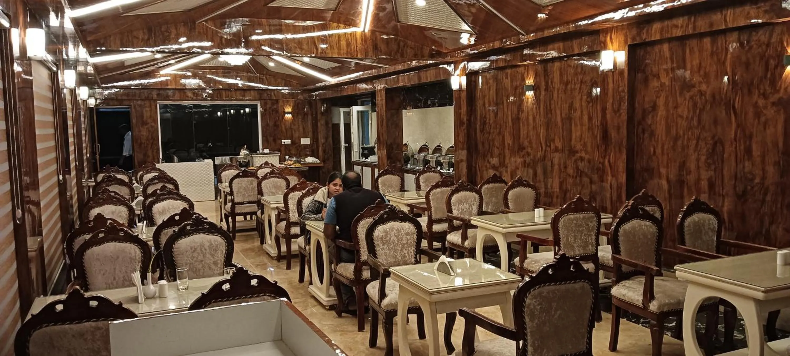 Restaurant/places to eat in Benzz Park Family Resort Kodaikanal
