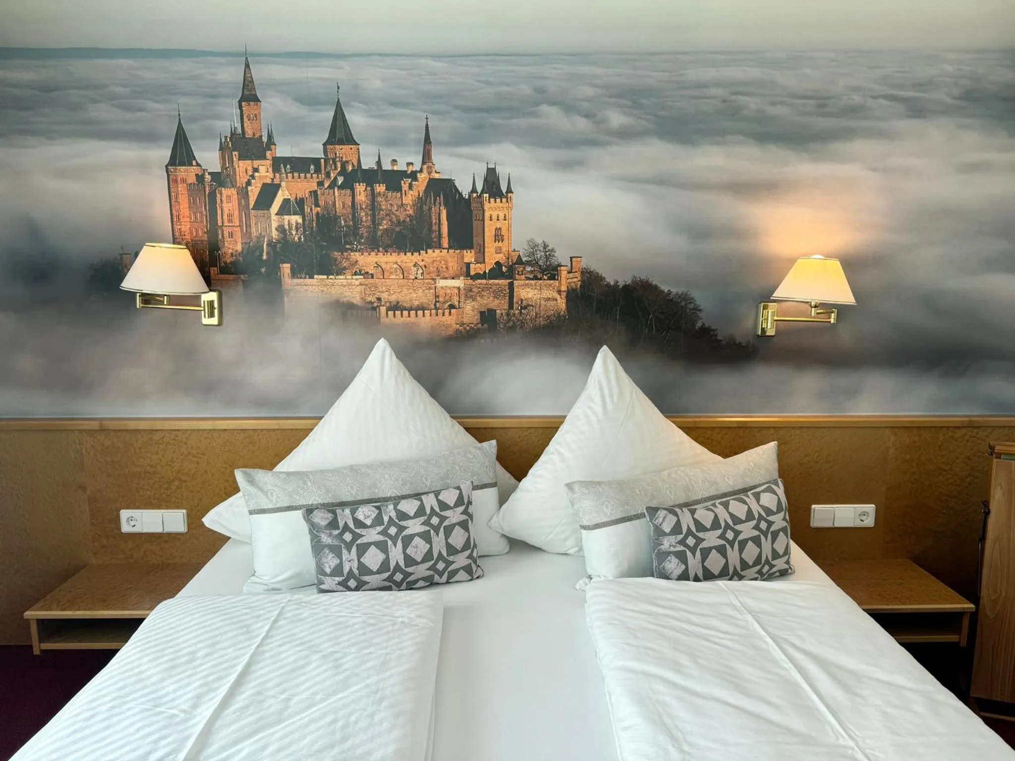 Photo of the whole room, Bed in Hotel Restaurant Thum