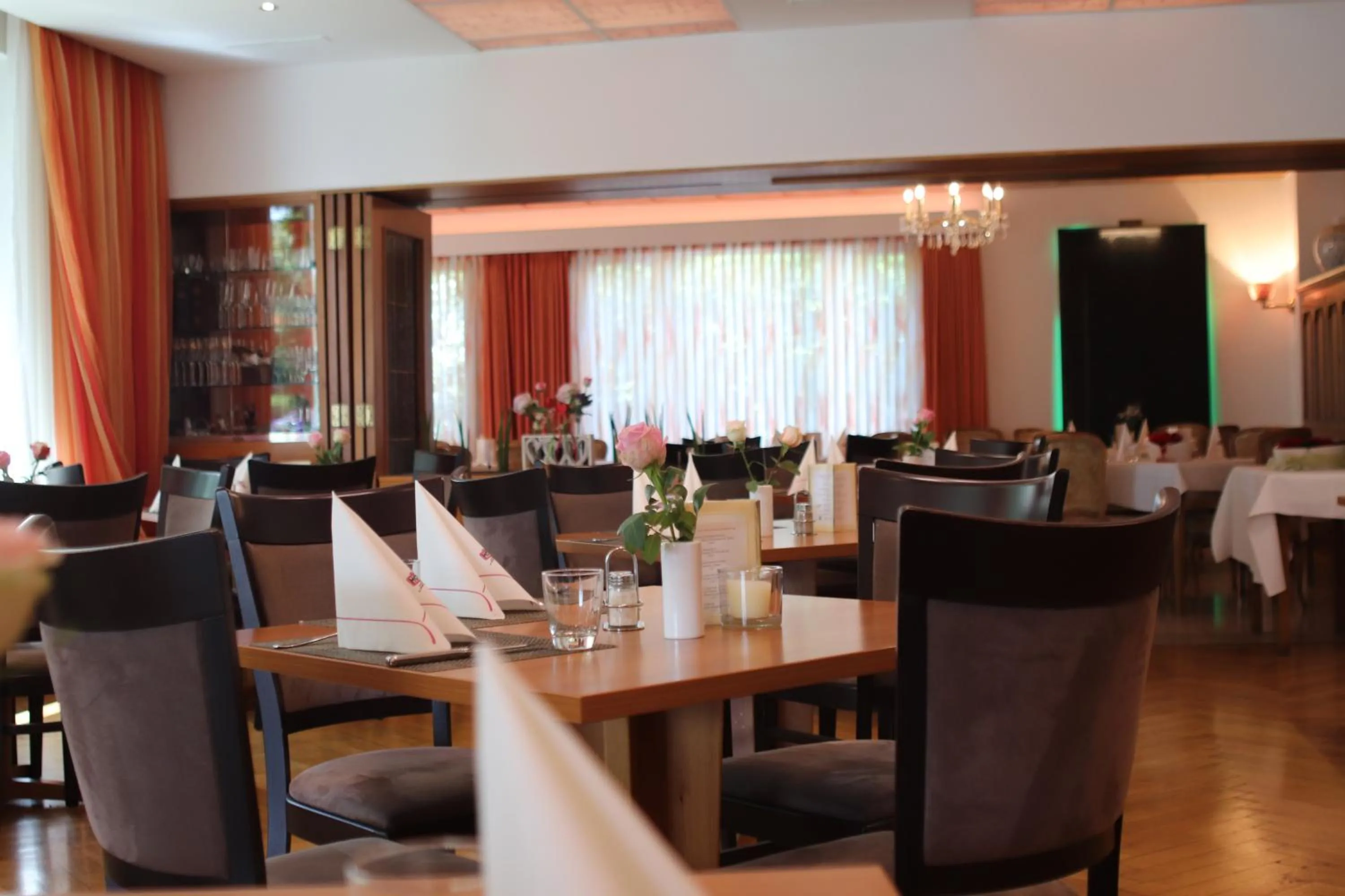 Restaurant/places to eat in Hotel Restaurant Thum