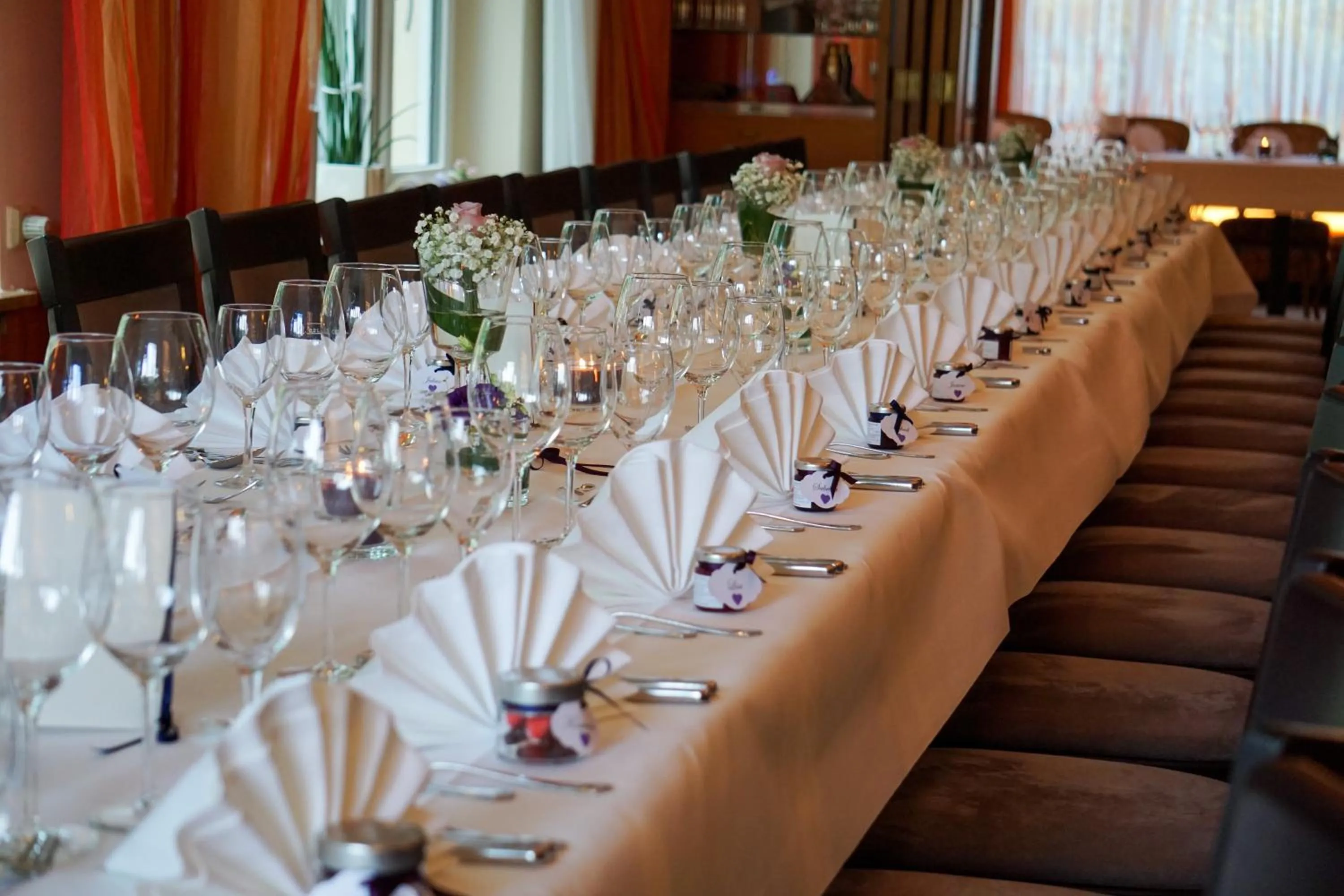 Restaurant/places to eat in Hotel Restaurant Thum