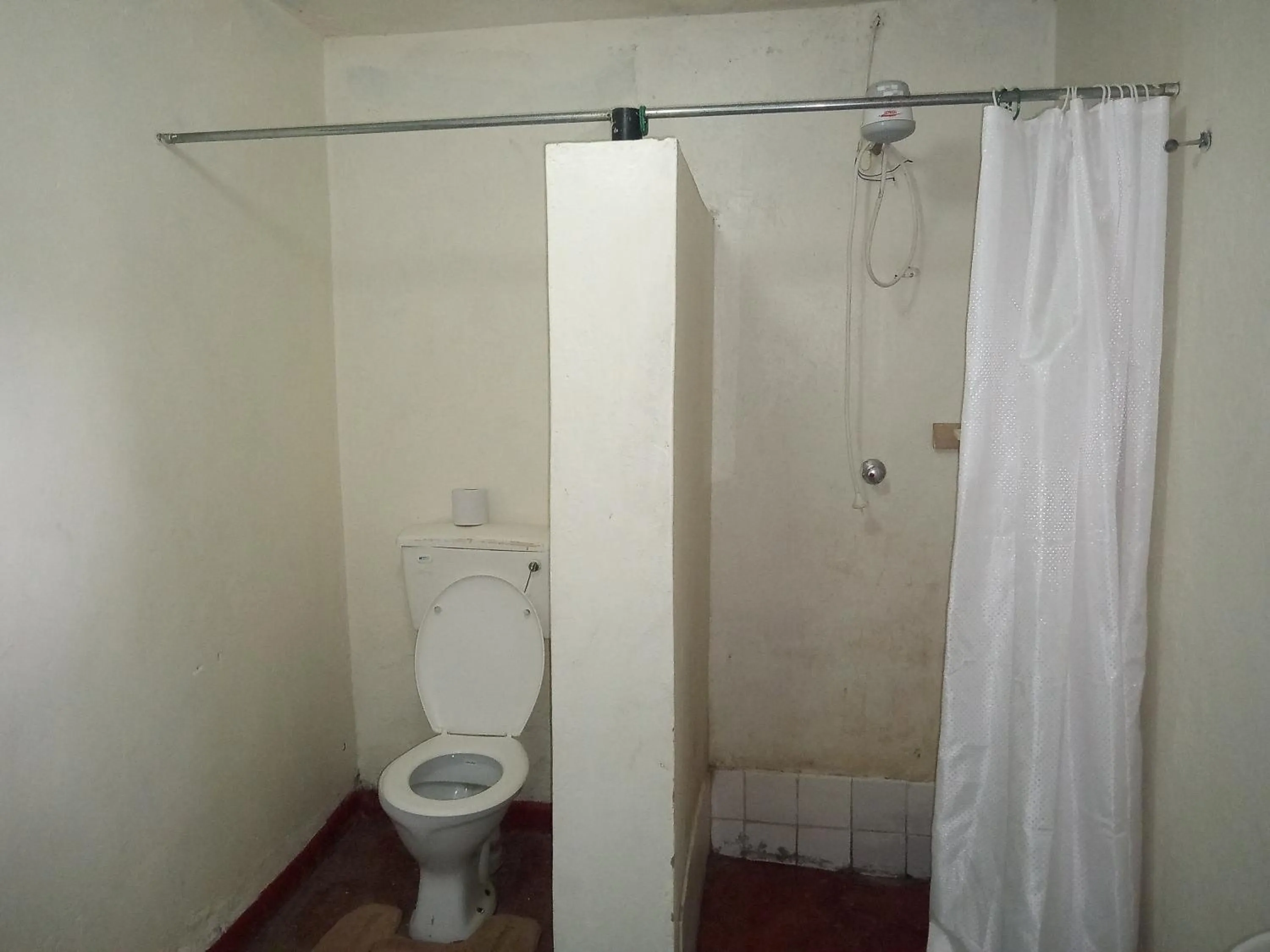 Bathroom in Triple Eden Resort - Naivasha