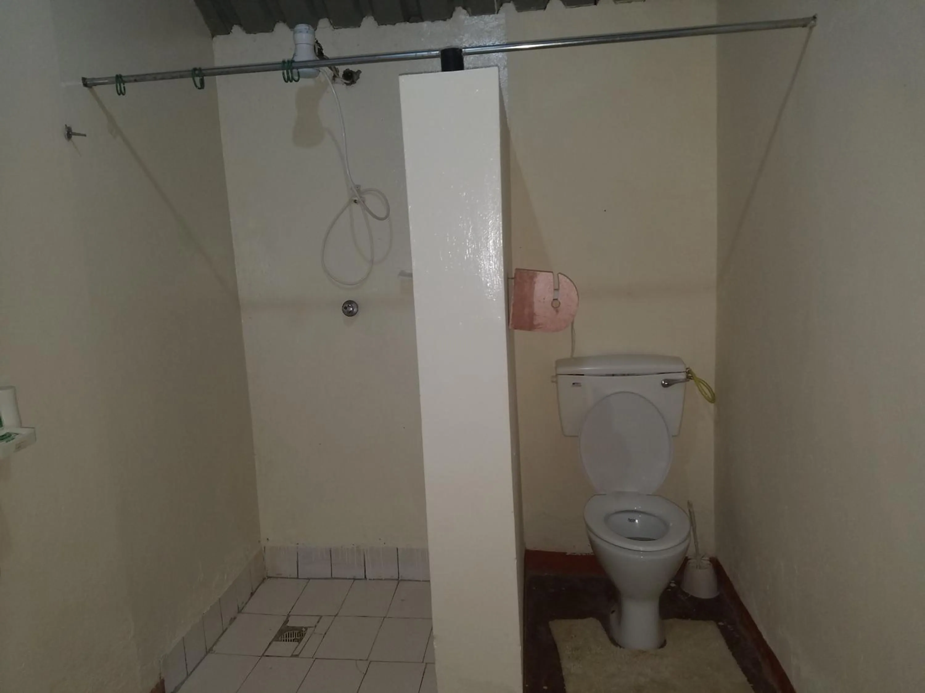 Bathroom in Triple Eden Resort - Naivasha