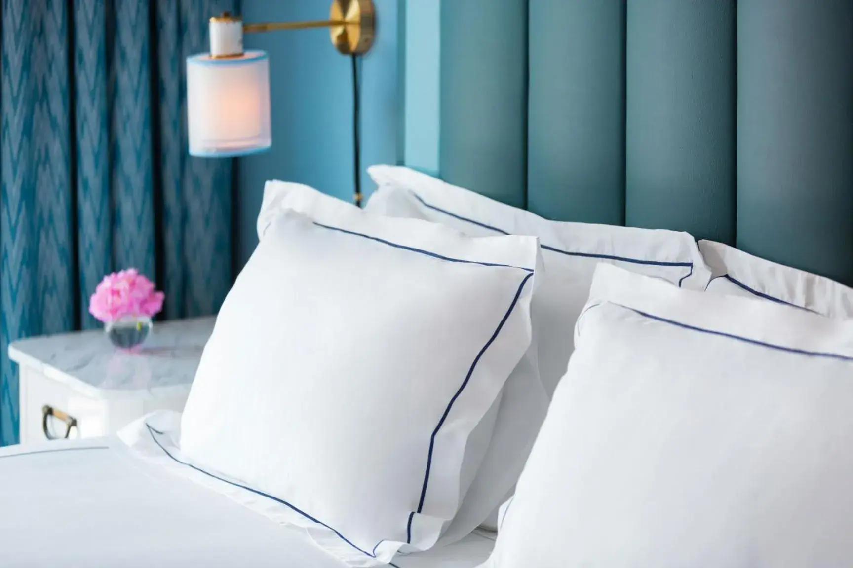 Bed in Mr. C Miami - Coconut Grove Bed in Mr. C Miami - Coconut Grove