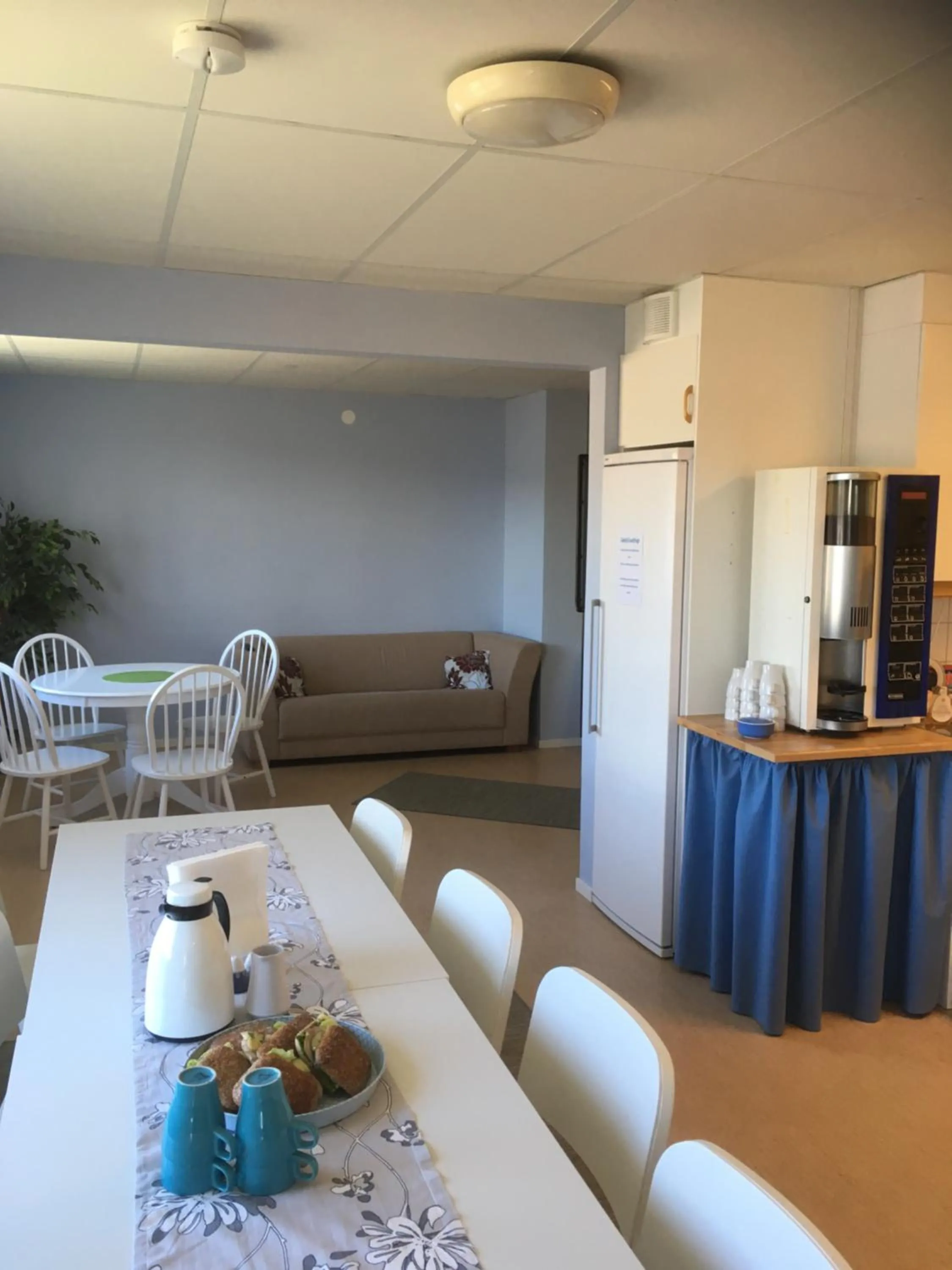 Communal kitchen in Docksta Hotell