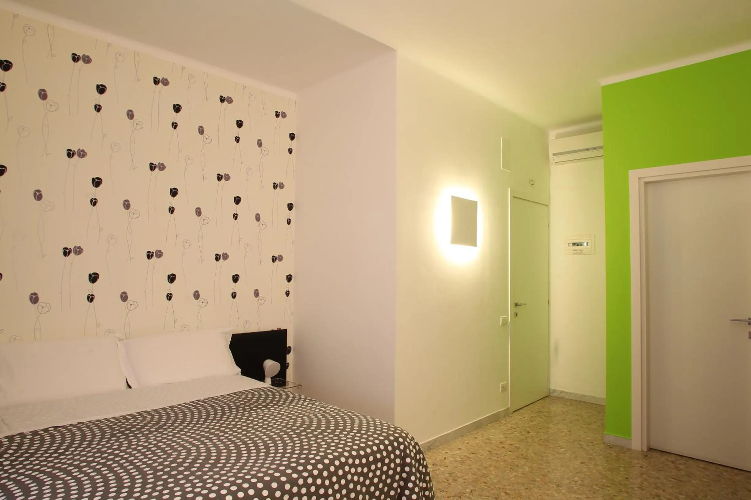 Photo of the whole room, Bed in Viasparano B&B