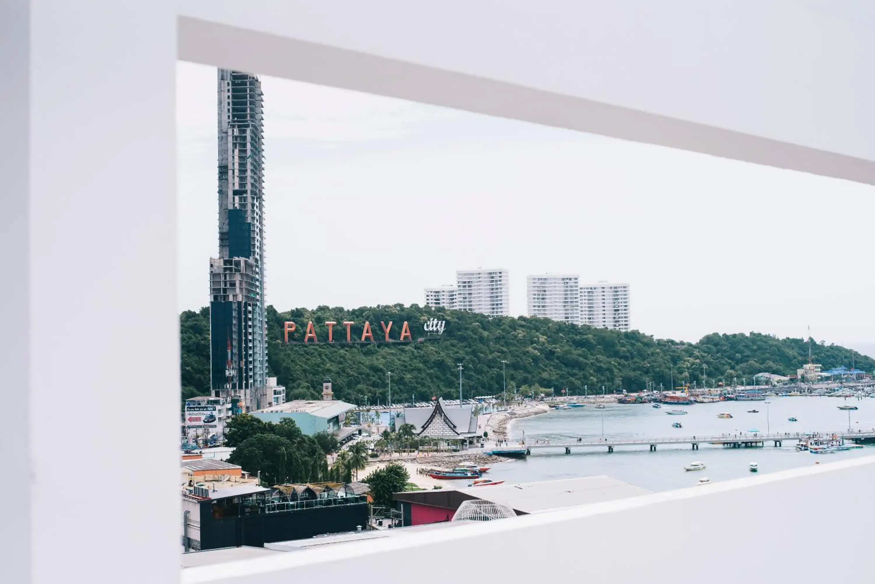 Property building in Marine Plaza Hotel Pattaya Property building in Marine Plaza Hotel Pattaya