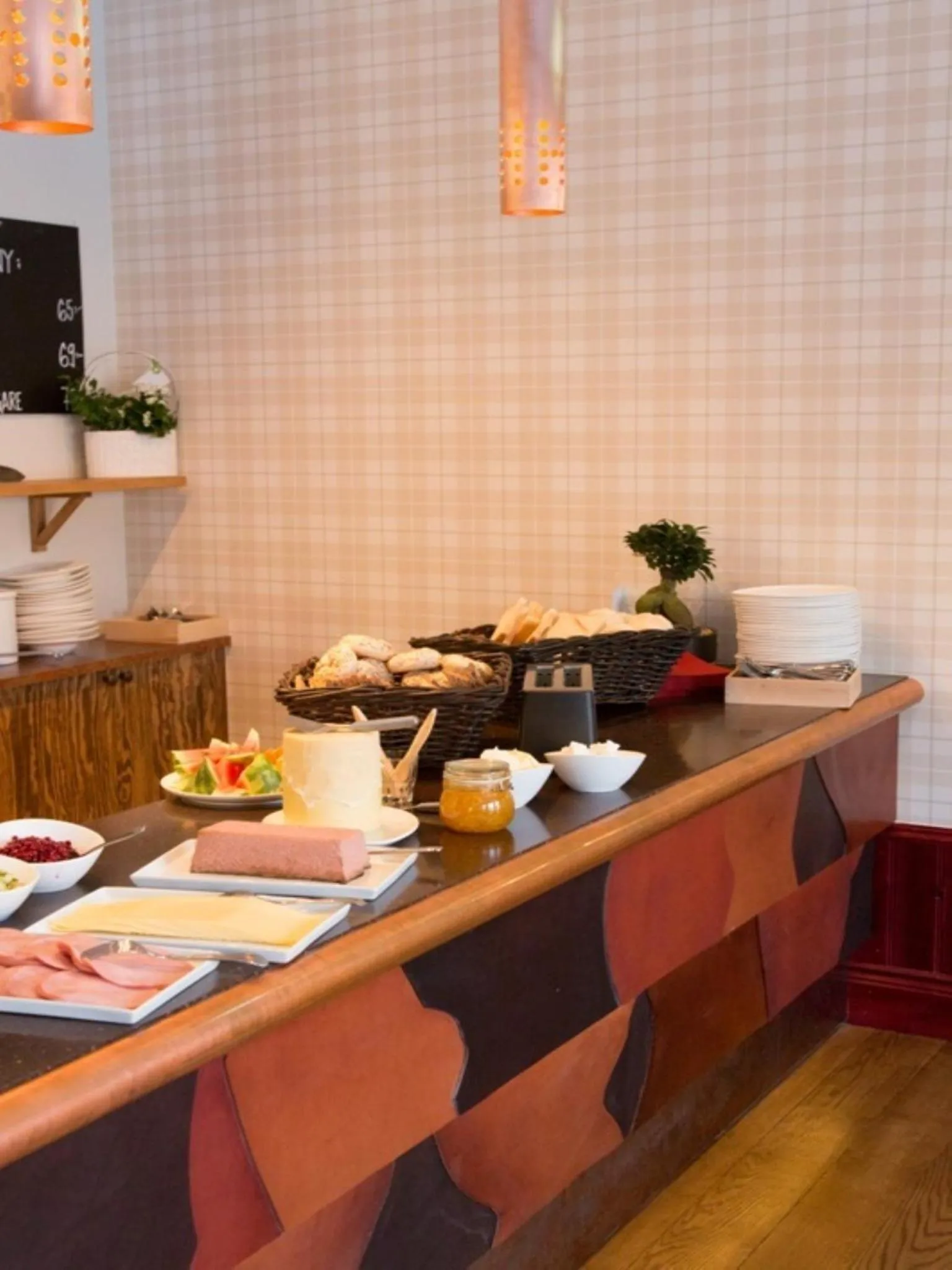 Restaurant/places to eat in Hovde Hotell