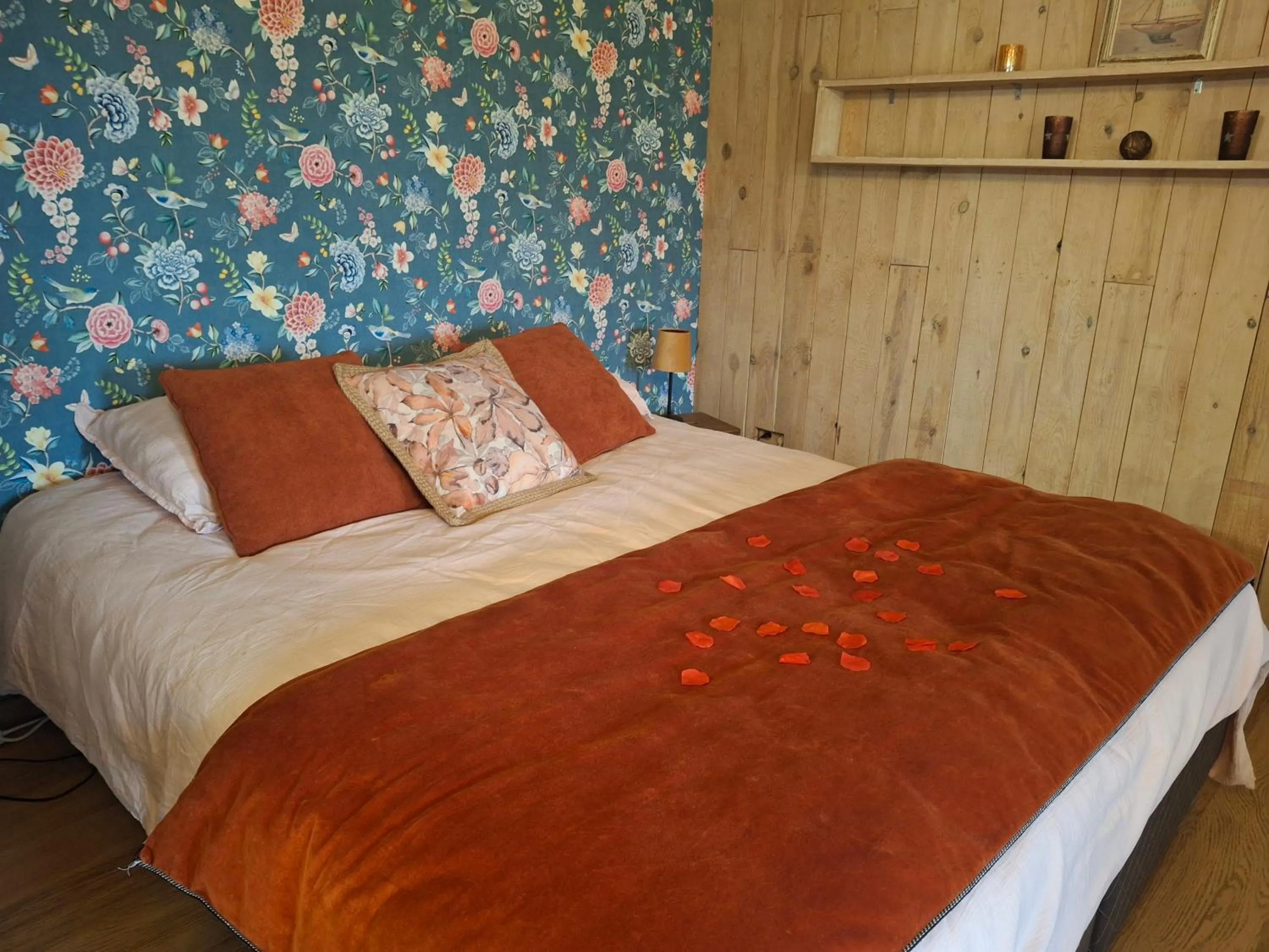 Bed in B&B Caprice d'Epices