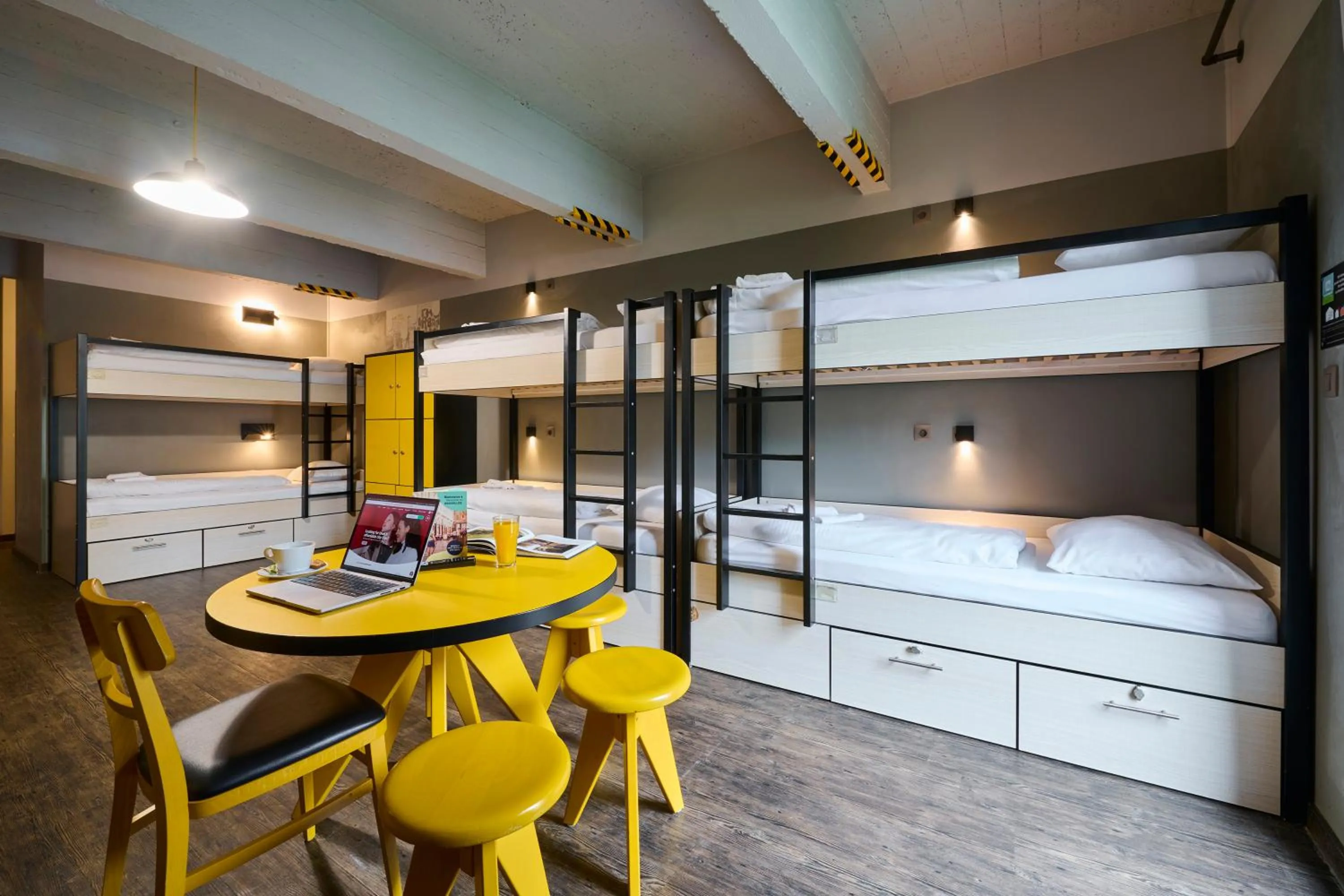 Bedroom, Bed in MEININGER Hotels Bruxelles City Center