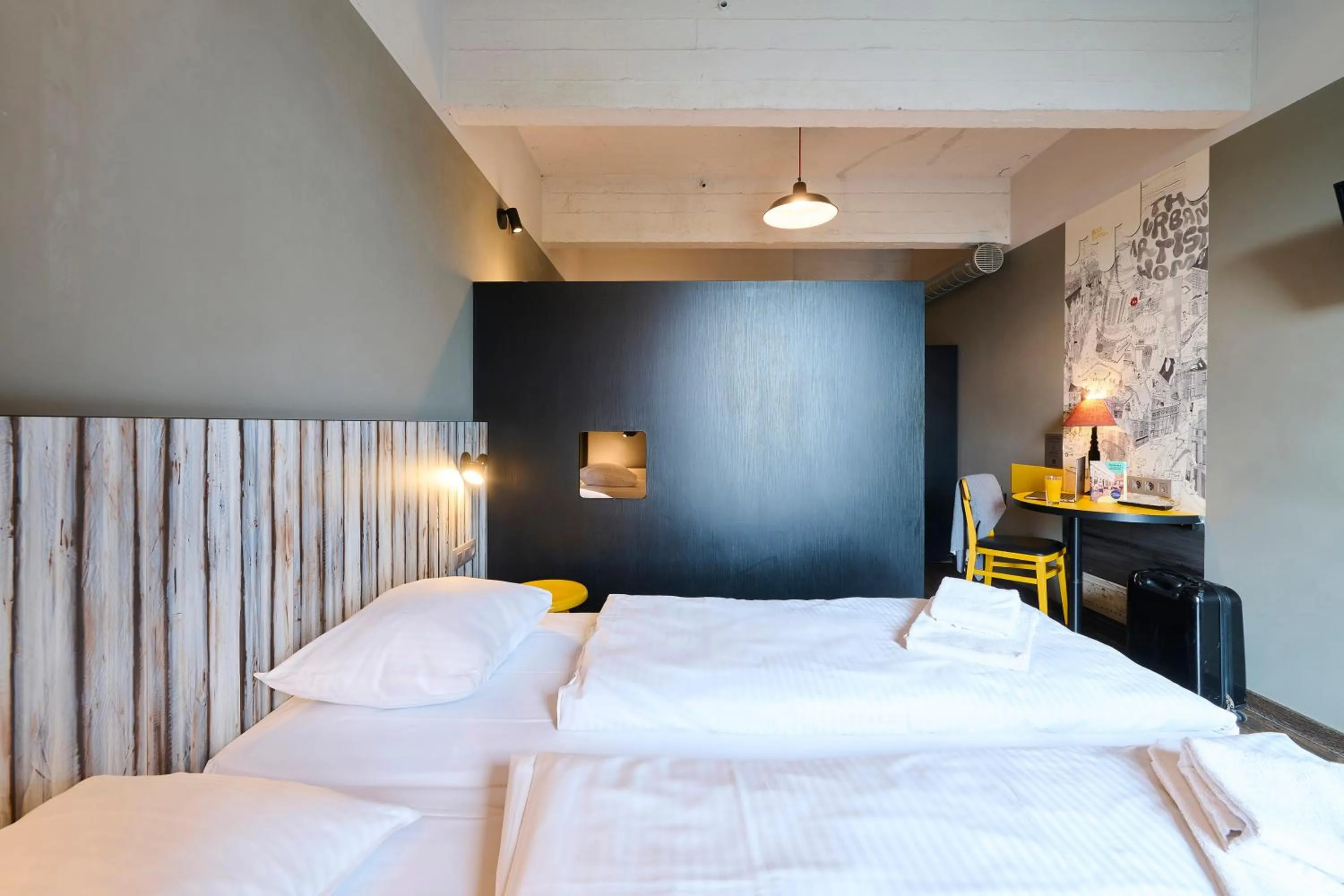 Bedroom, Bed in MEININGER Hotels Bruxelles City Center