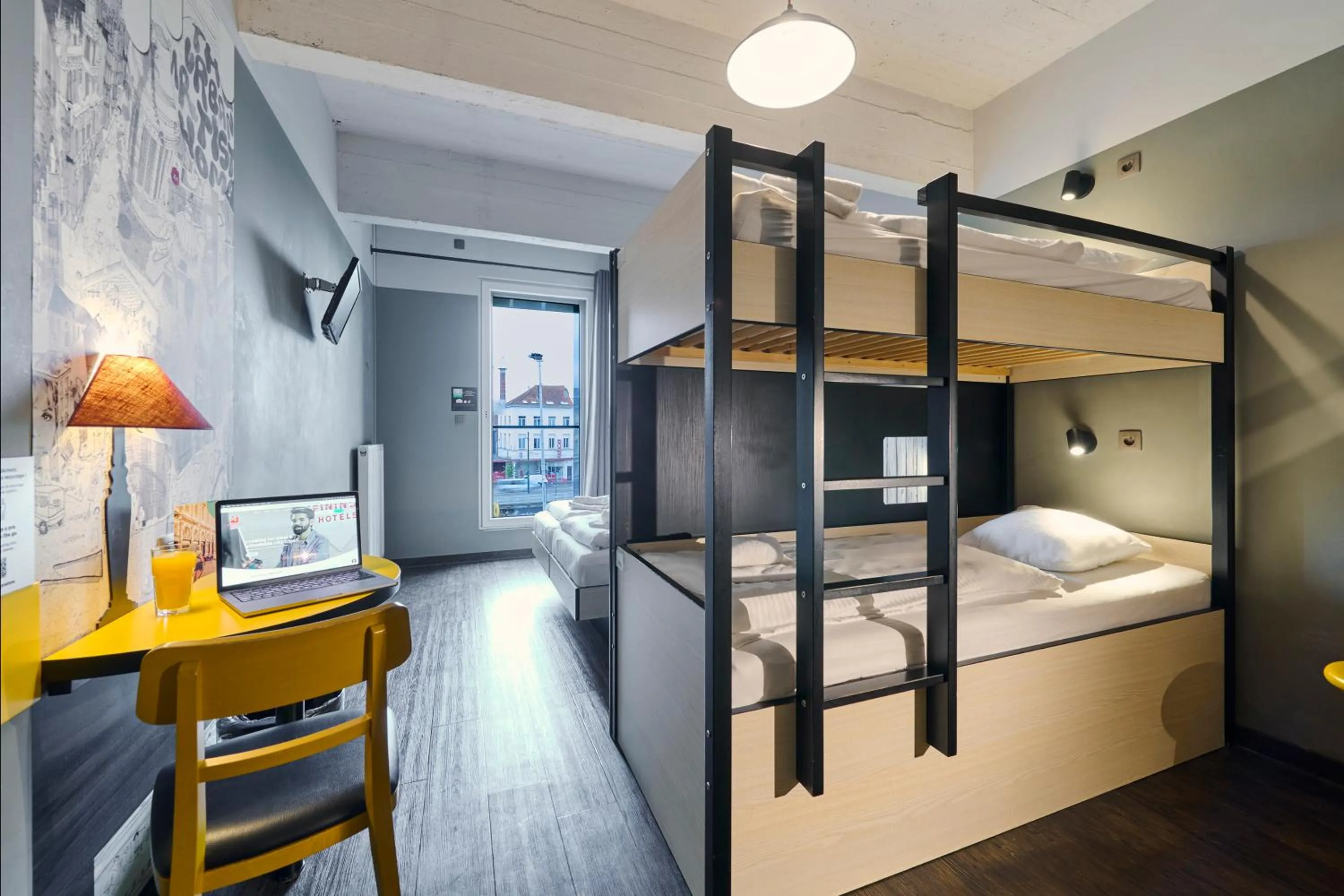 Bedroom, Bed in MEININGER Hotels Bruxelles City Center