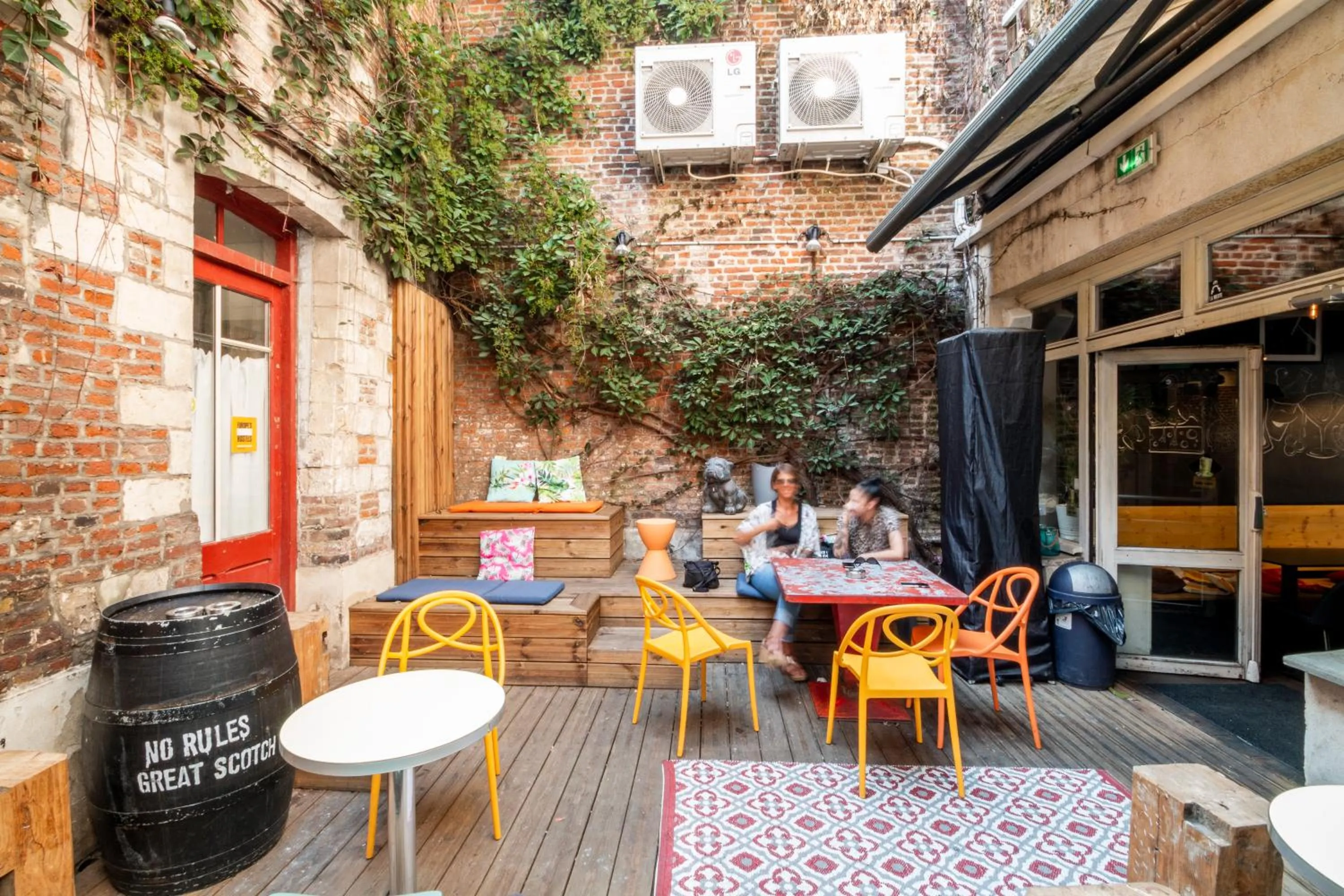 Patio in The People - Lille