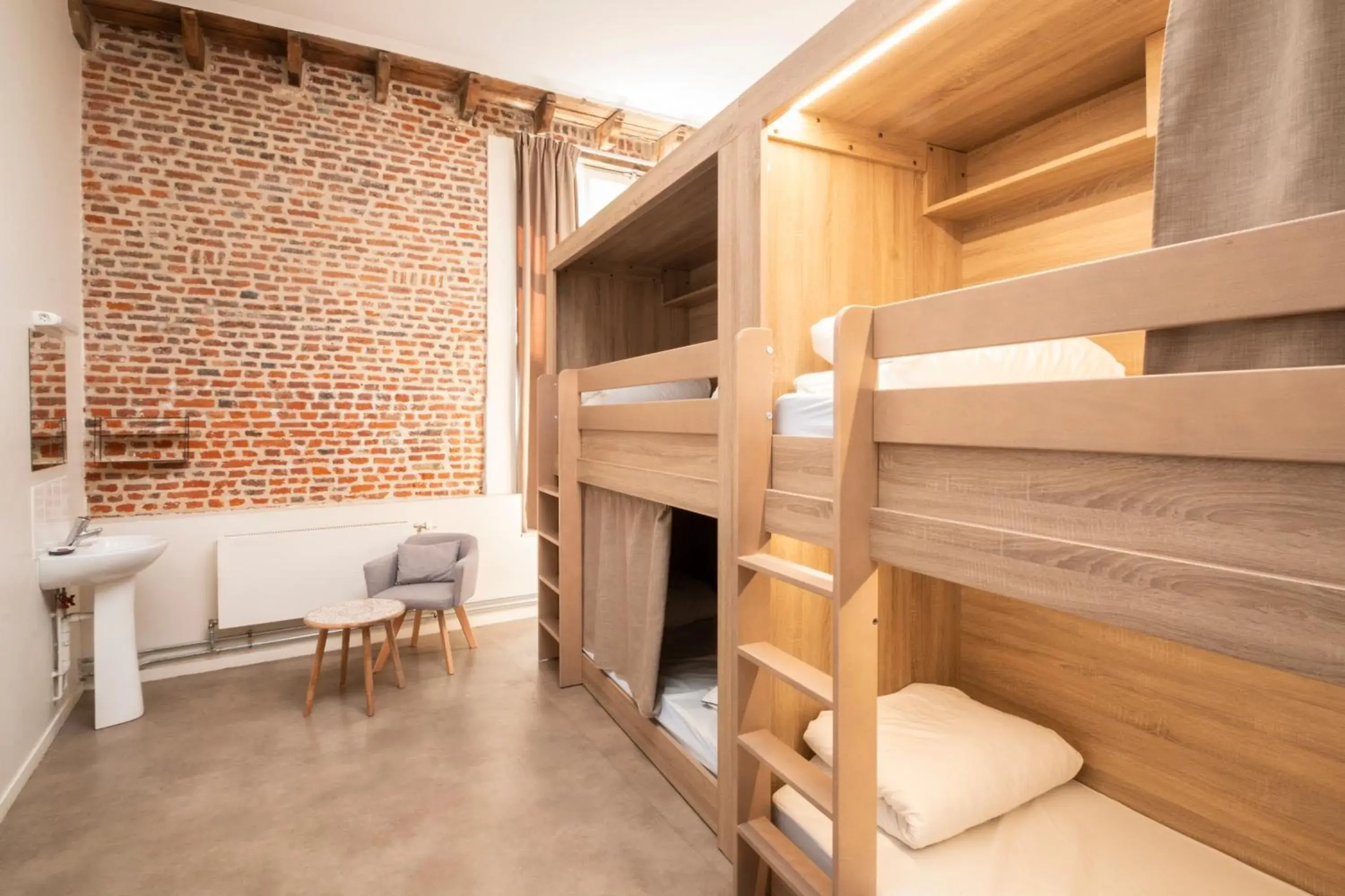 Bedroom, Bed in The People - Lille Bedroom, Bed in The People - Lille