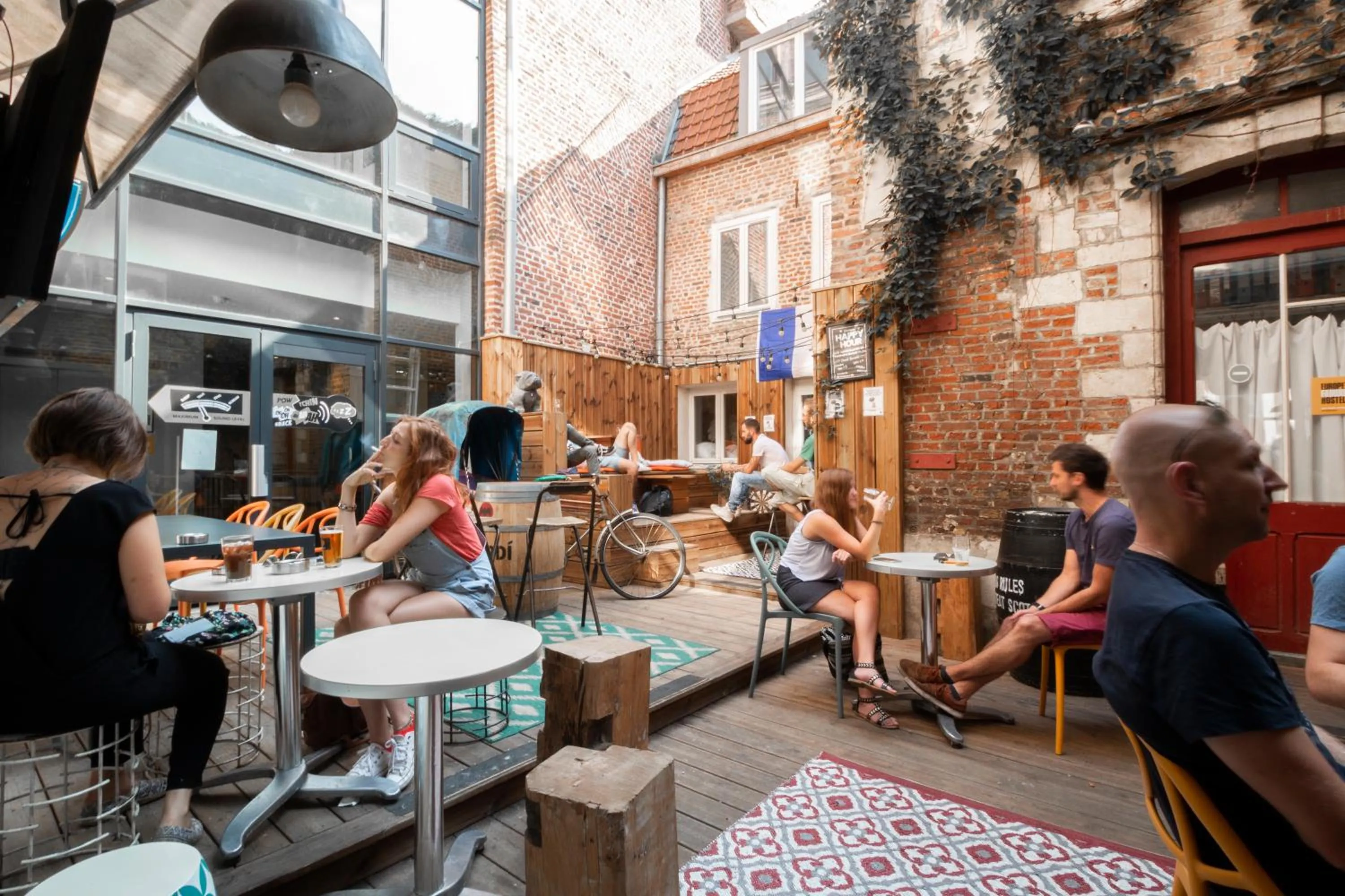 Patio in The People - Lille