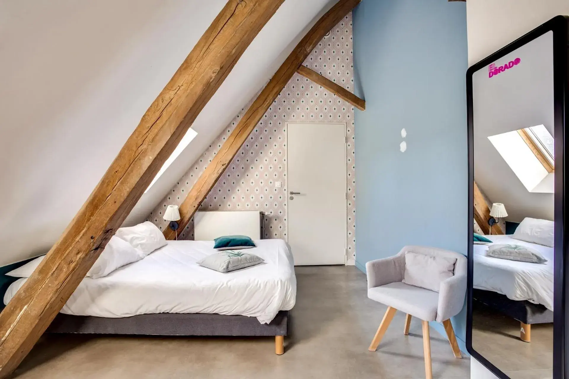 Bed in The People - Lille Bed in The People - Lille