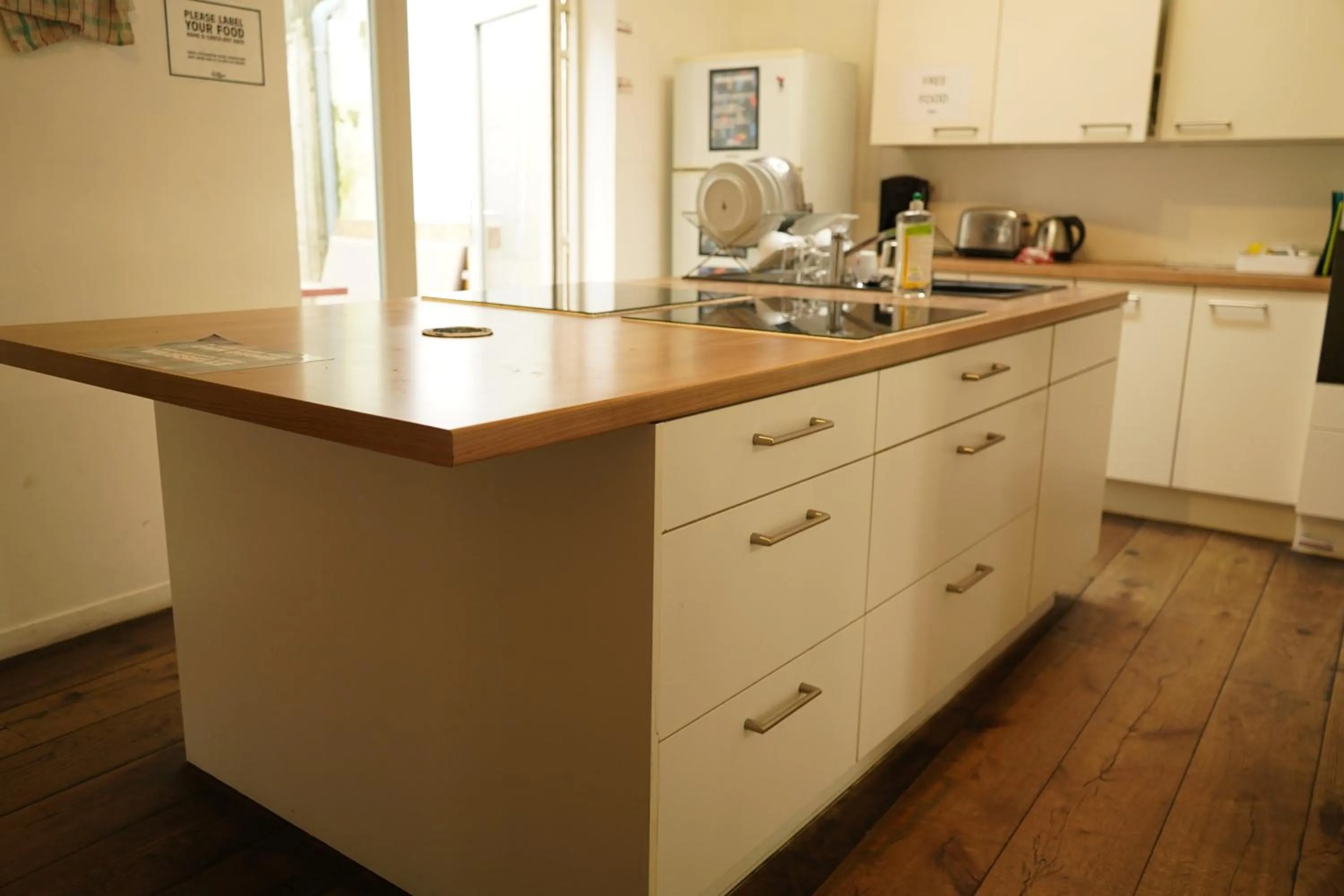 Communal kitchen in The People - Lille