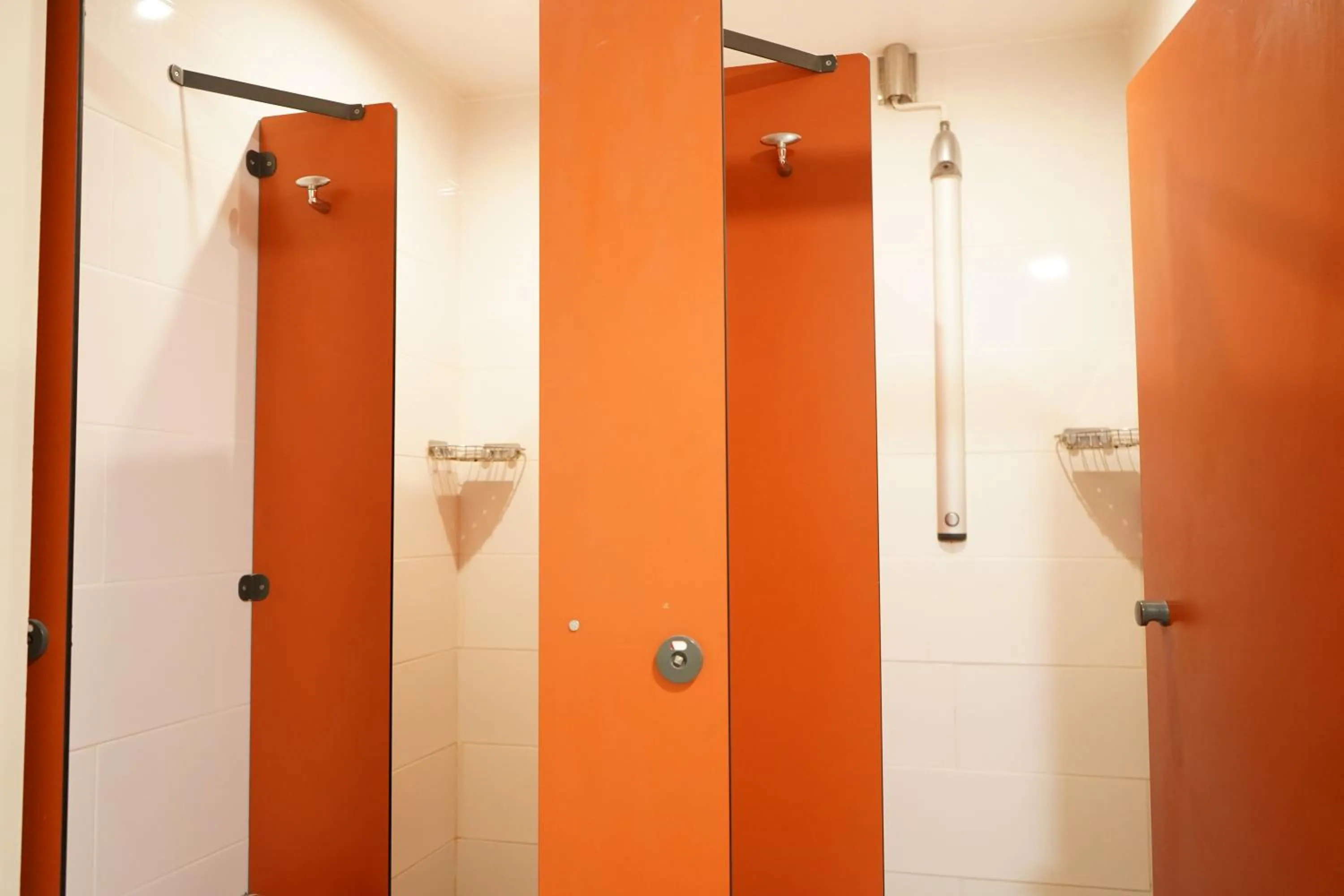 Shower in The People - Lille