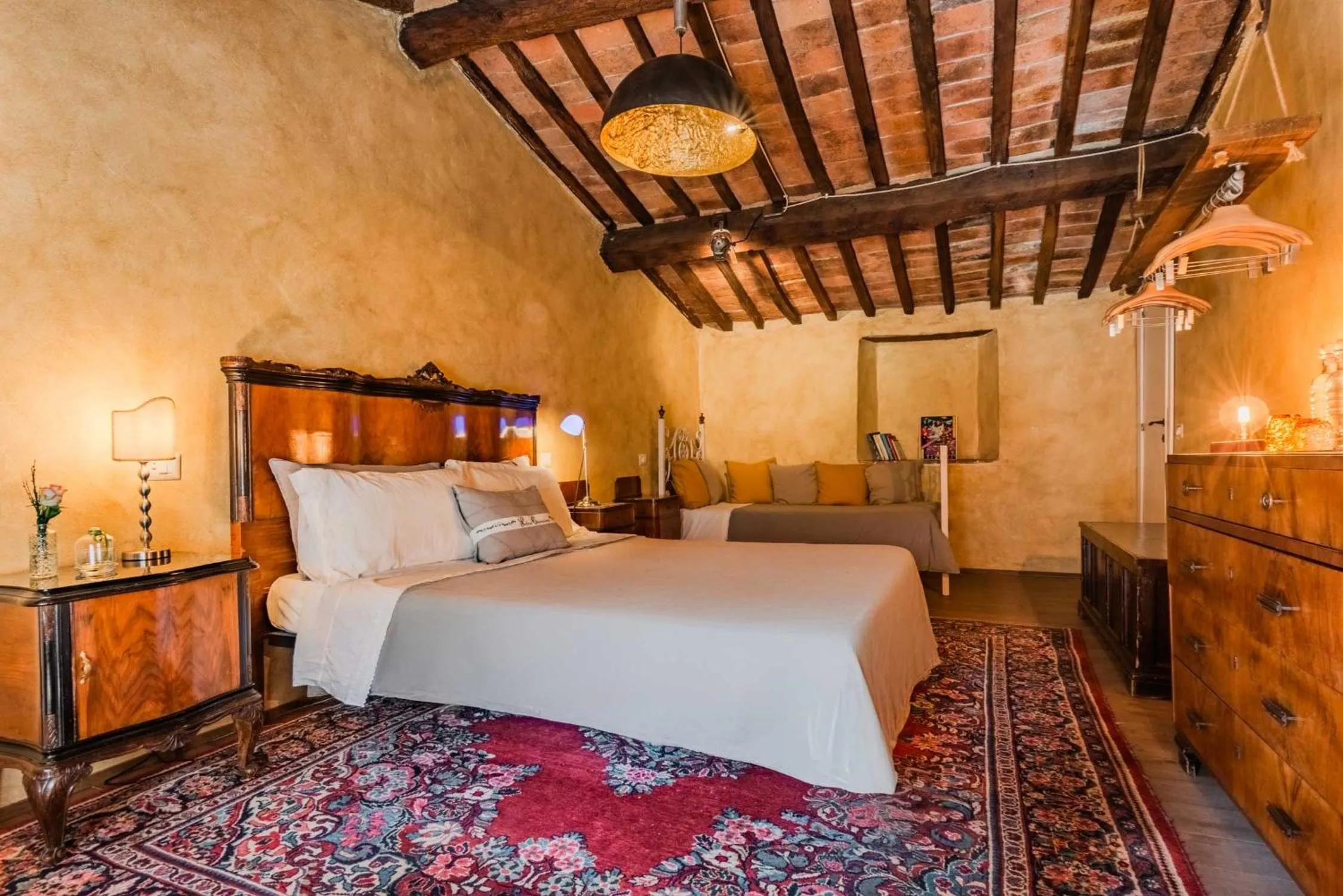 Bed in B&B Podere Camaiano