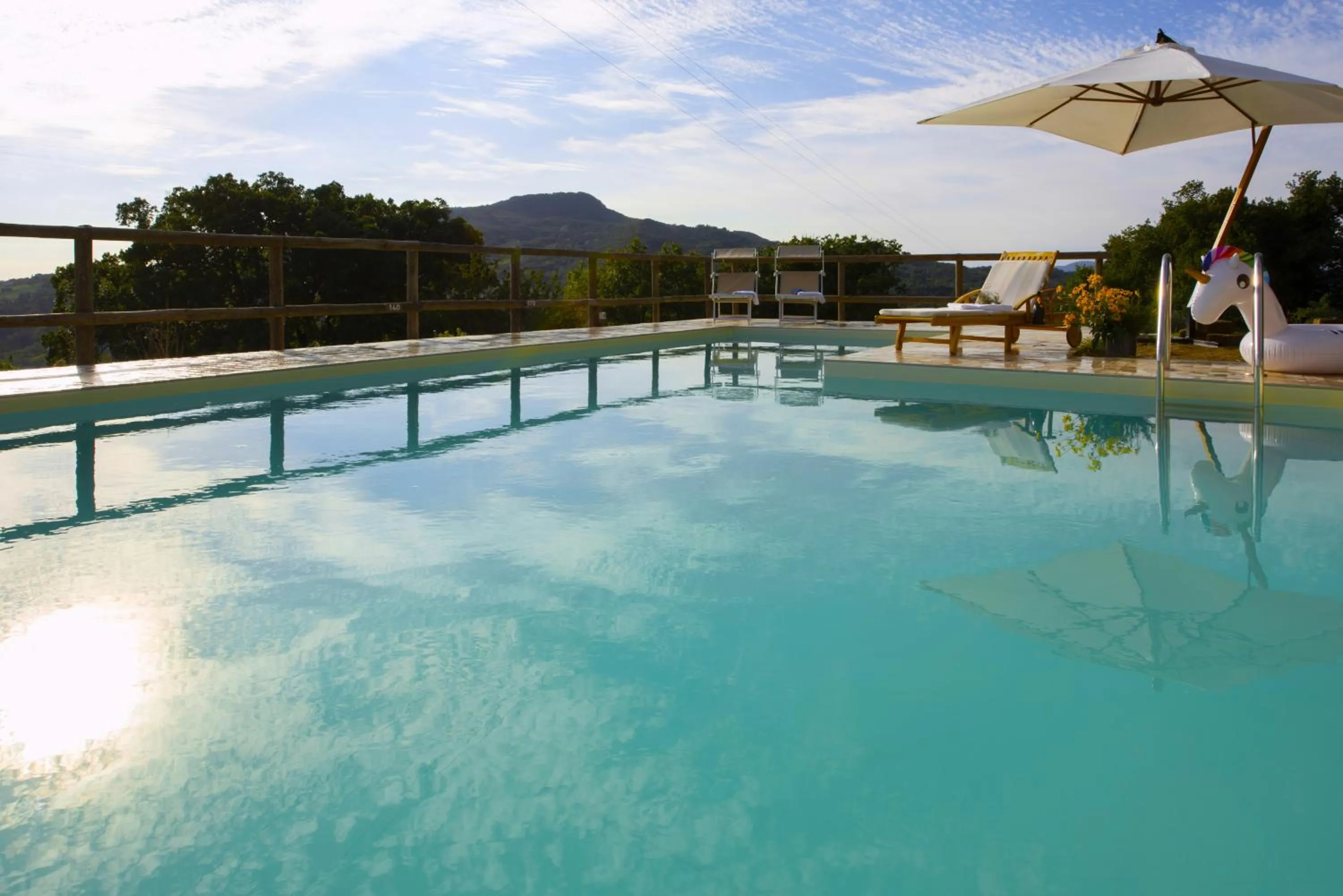 Swimming pool in B&B Podere Camaiano