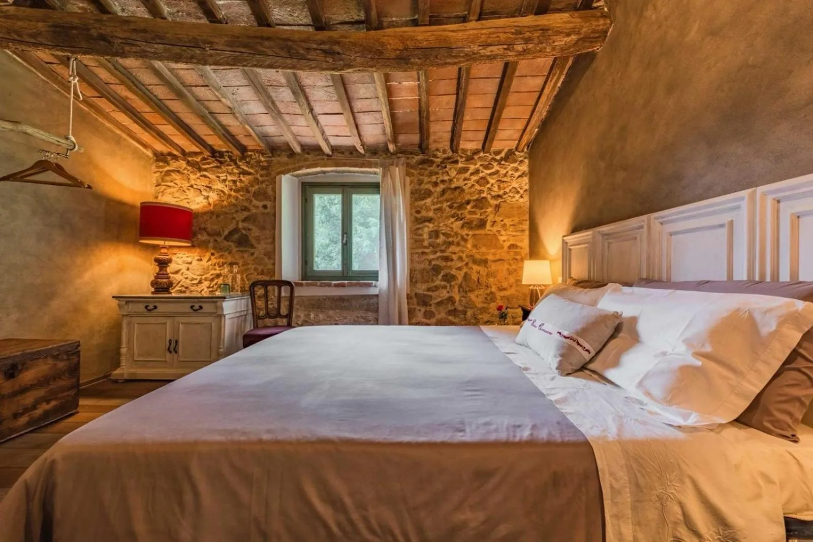 Bed in B&B Podere Camaiano