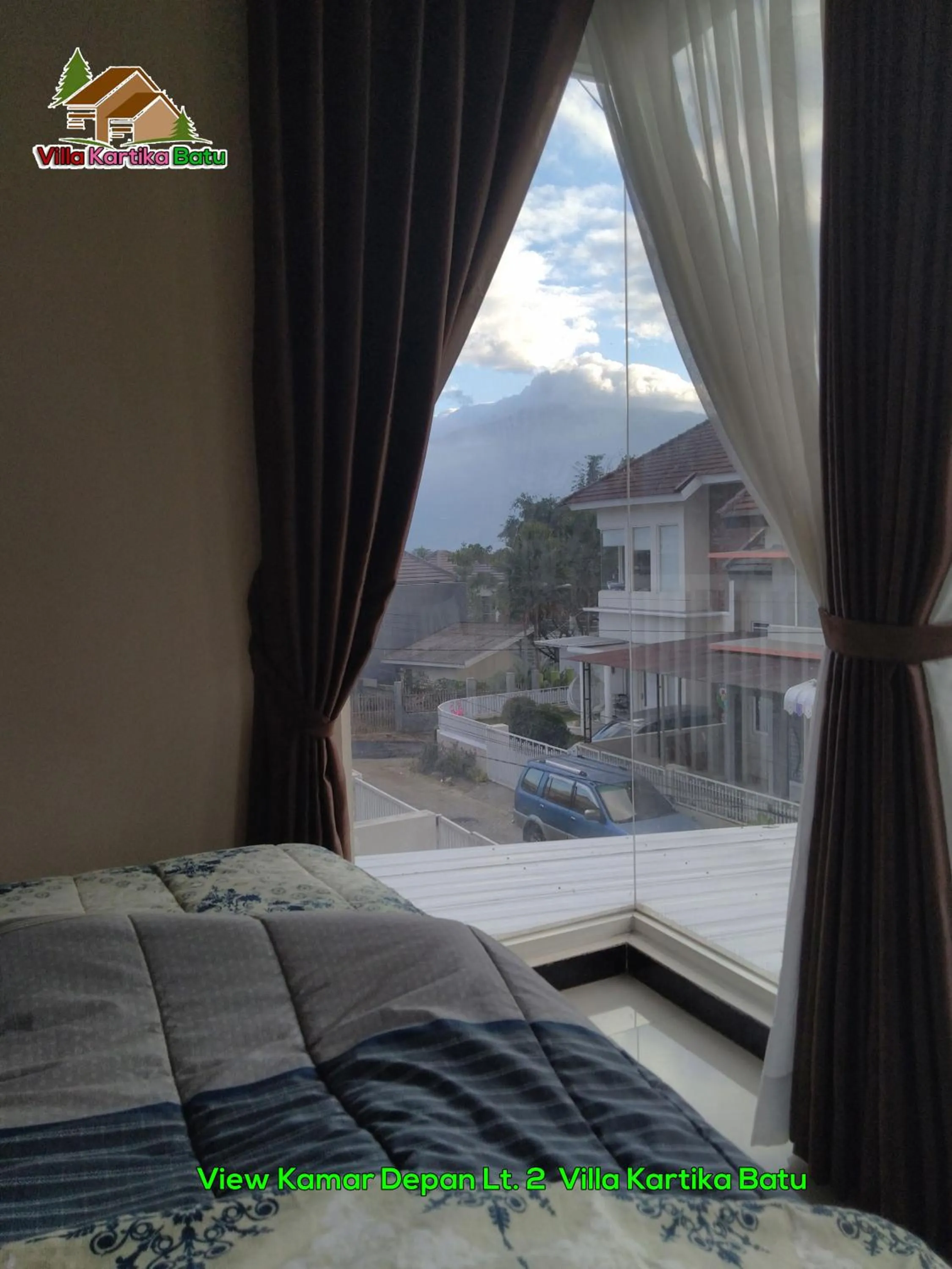 Nearby landmark in Rumah Kartika Batu