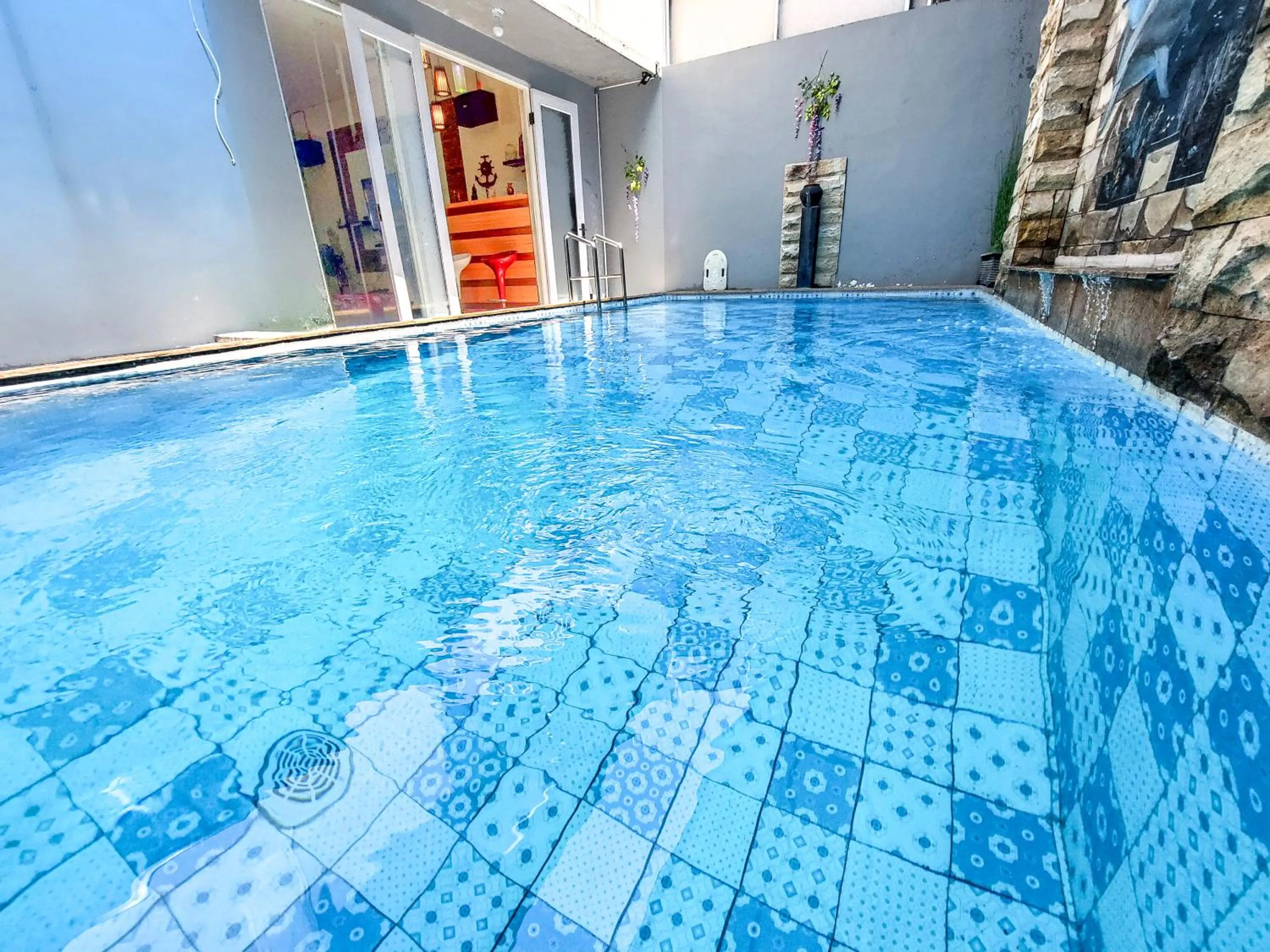 Swimming pool in Rumah Kartika Batu