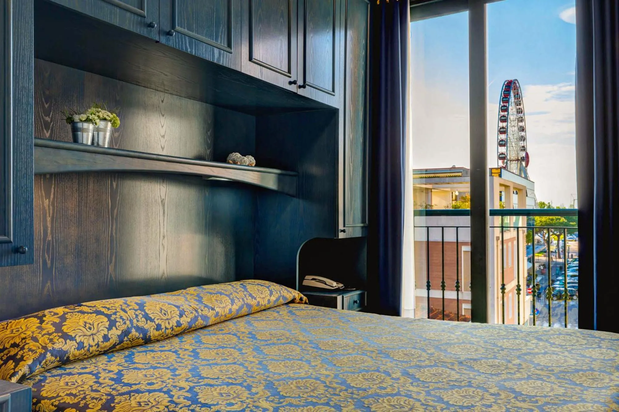 Bedroom, Bed in Hotel Garni San Carlo