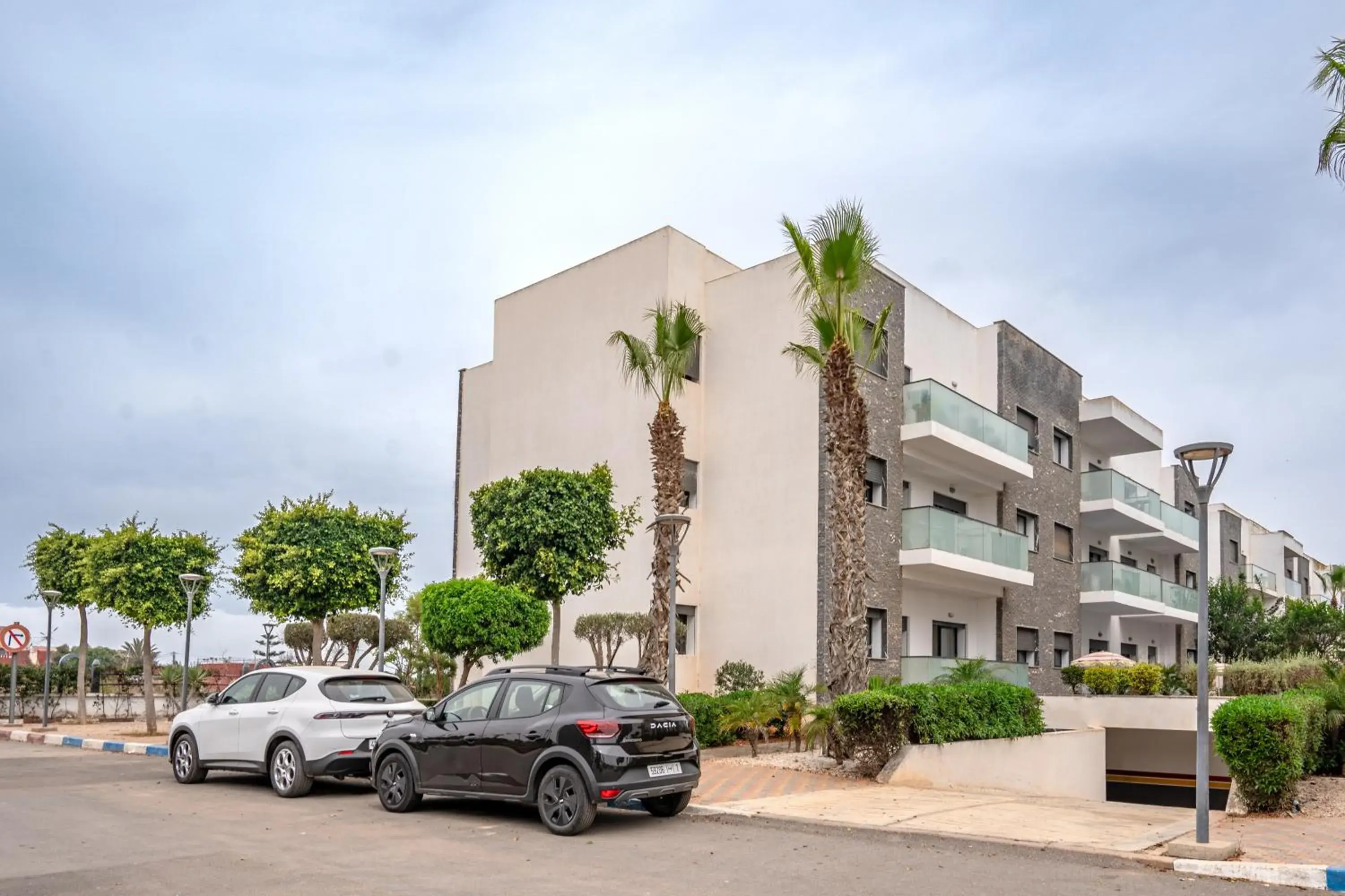 Property building in Garden Bay Appart'Hôtel Property building in Garden Bay Appart'Hôtel