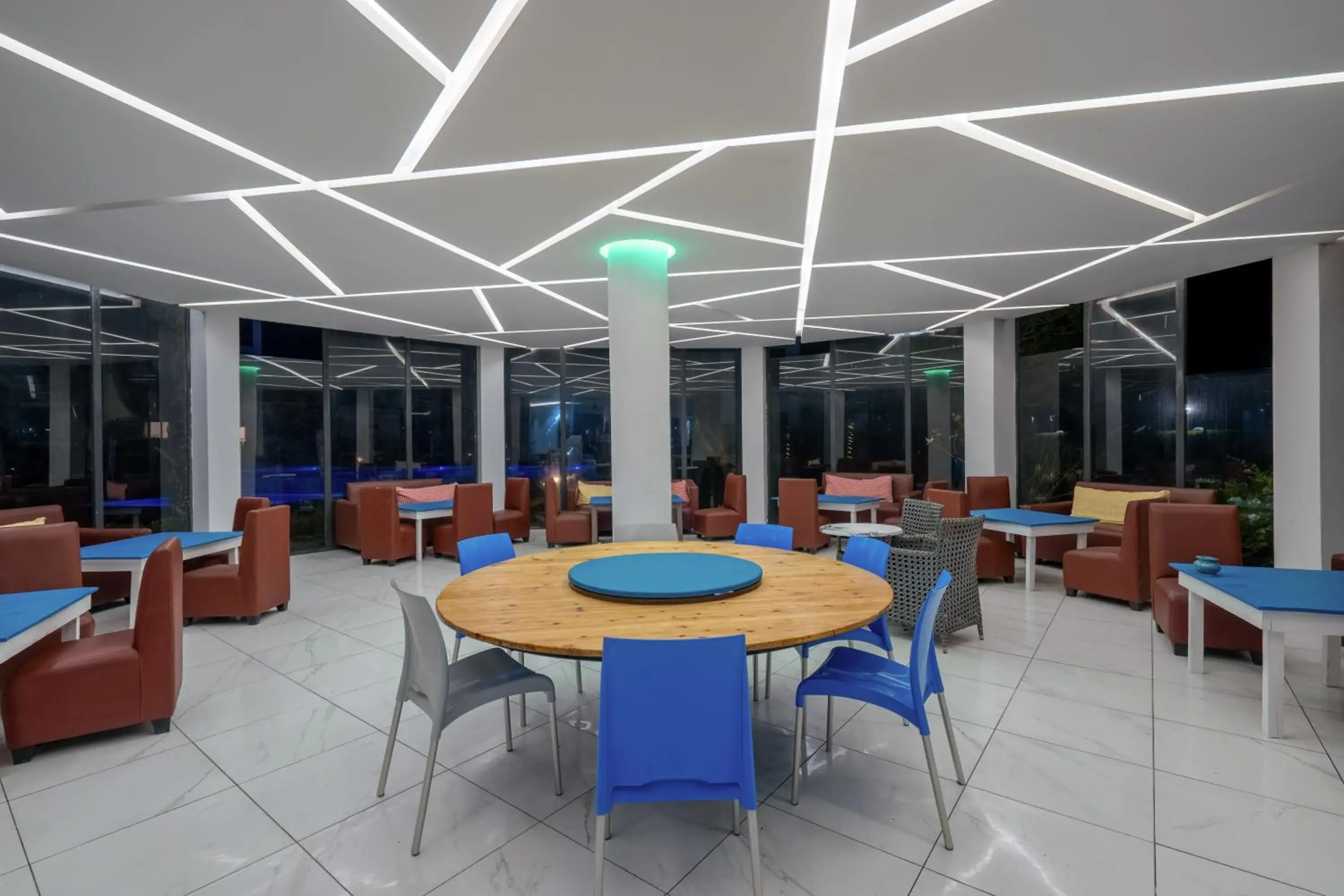 Restaurant/places to eat in Garden Bay Appart'Hôtel Restaurant/places to eat in Garden Bay Appart'Hôtel