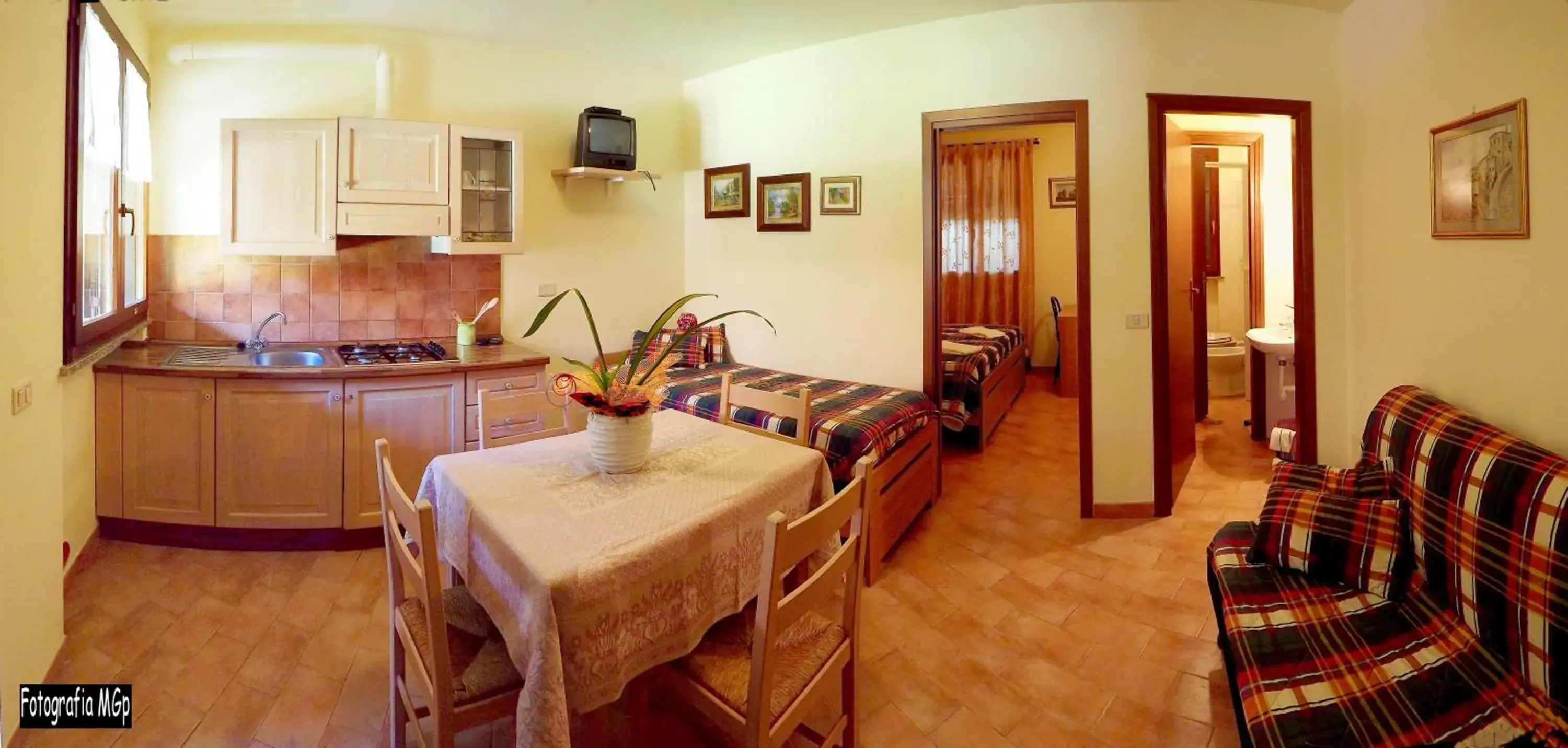 Apartment - Split Level in Ranch Hotel Apartment - Split Level in Ranch Hotel