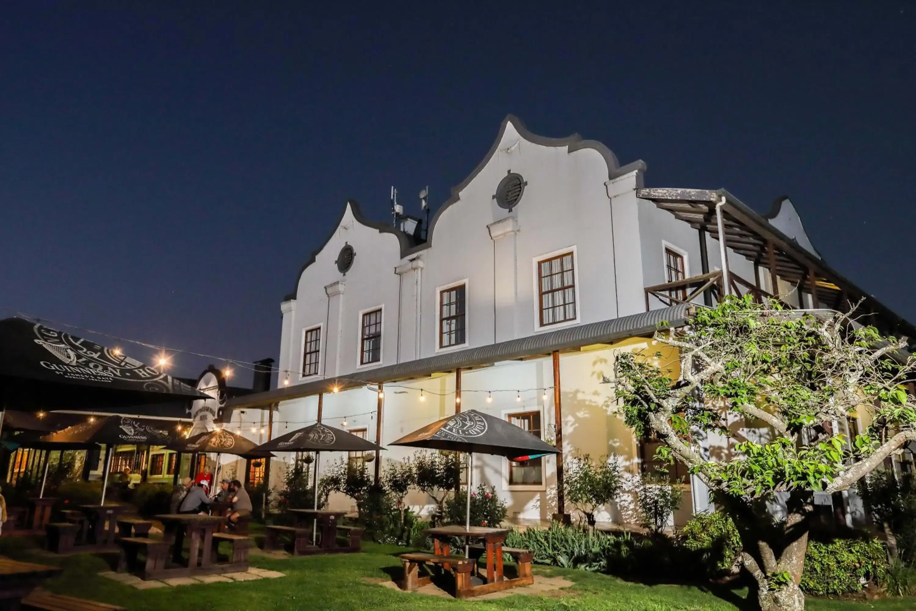 Property building in The Nottingham Road Hotel Property building in The Nottingham Road Hotel
