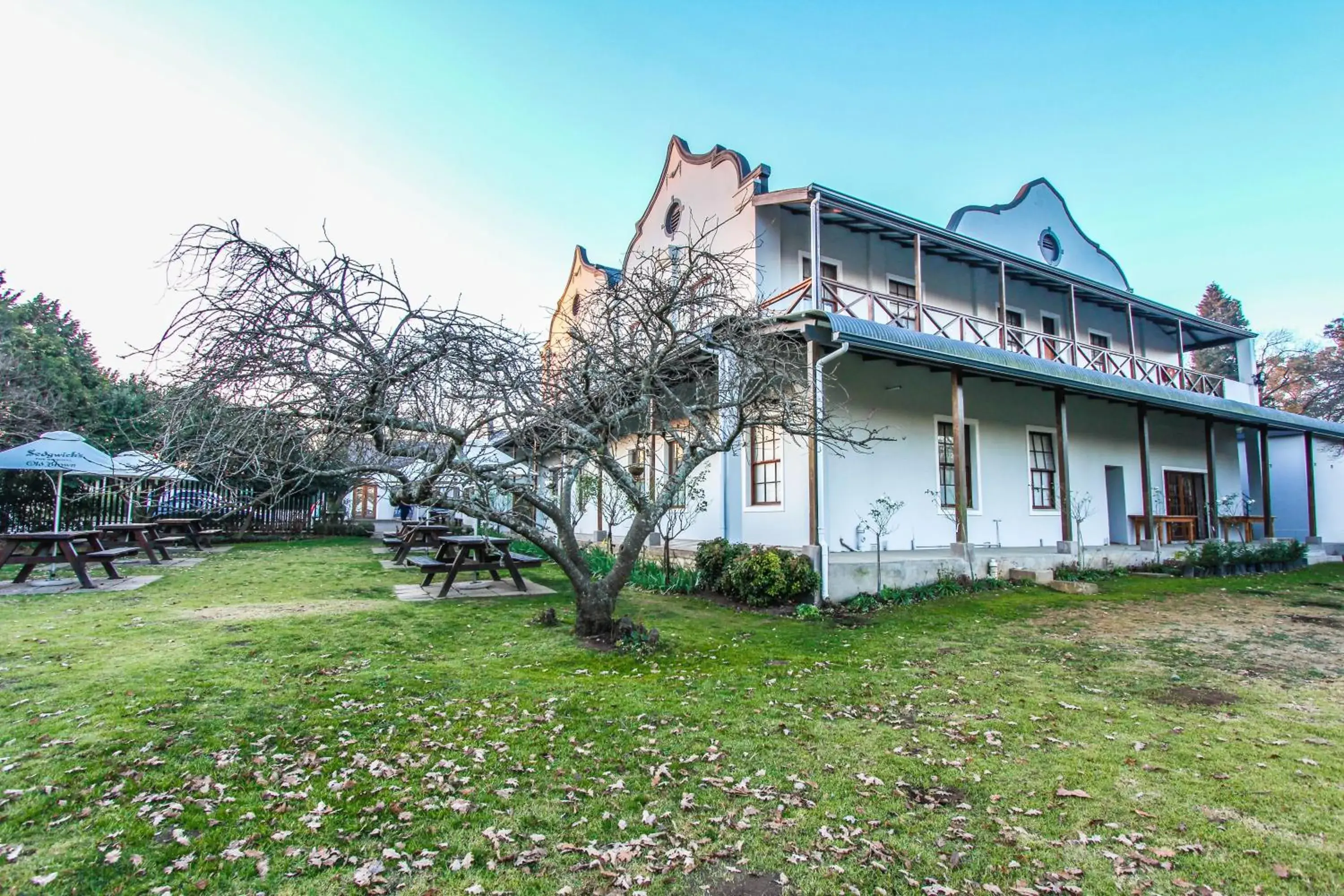 Property building in The Nottingham Road Hotel Property building in The Nottingham Road Hotel