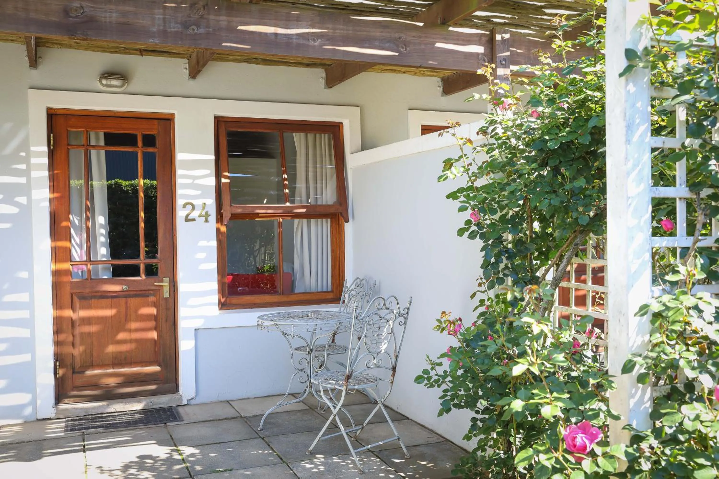 Property building in The Nottingham Road Hotel