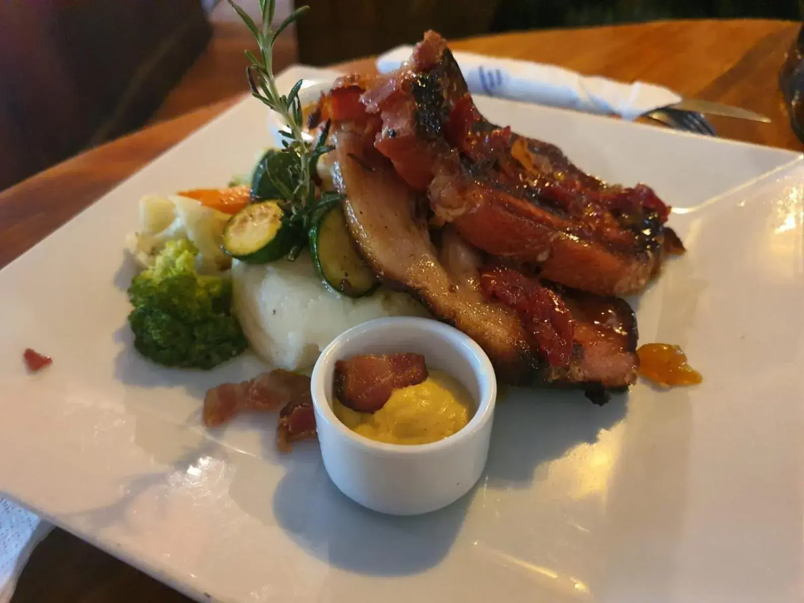 Restaurant/places to eat in The Nottingham Road Hotel Restaurant/places to eat in The Nottingham Road Hotel