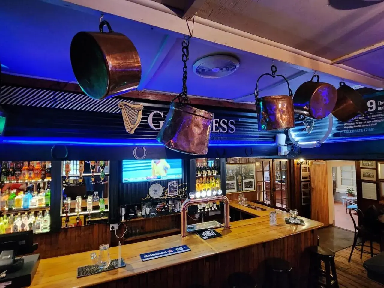 Lounge or bar in The Nottingham Road Hotel Lounge or bar in The Nottingham Road Hotel