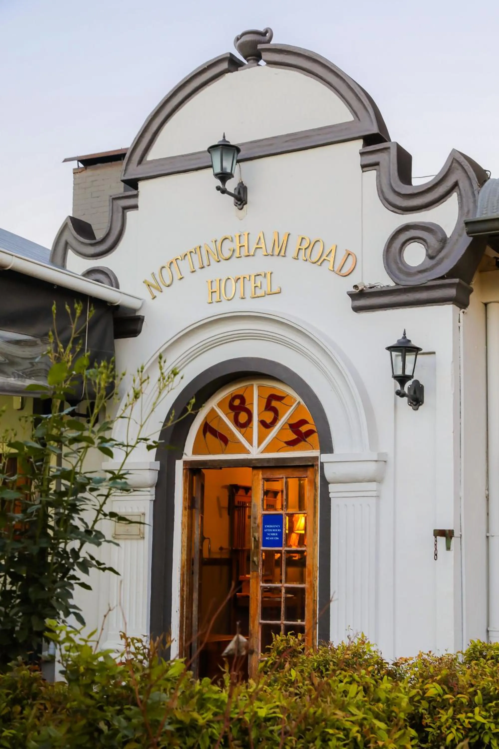Facade/entrance in The Nottingham Road Hotel