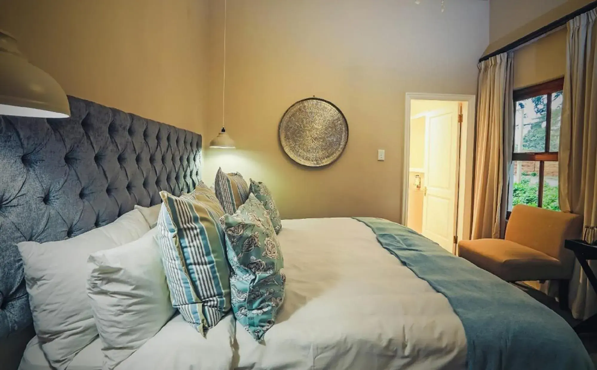 Bed in The Nottingham Road Hotel Bed in The Nottingham Road Hotel