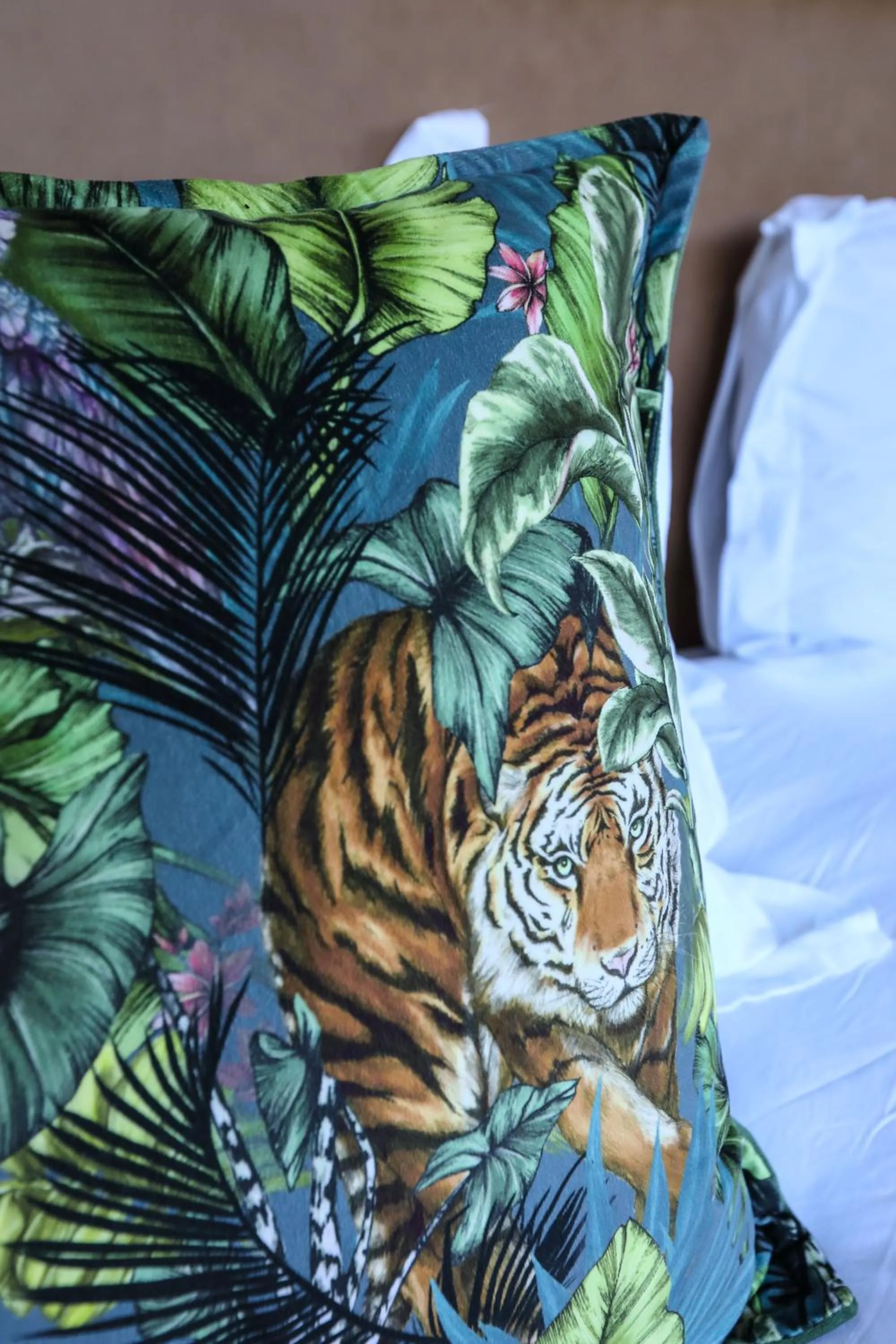 Bed in The Nottingham Road Hotel