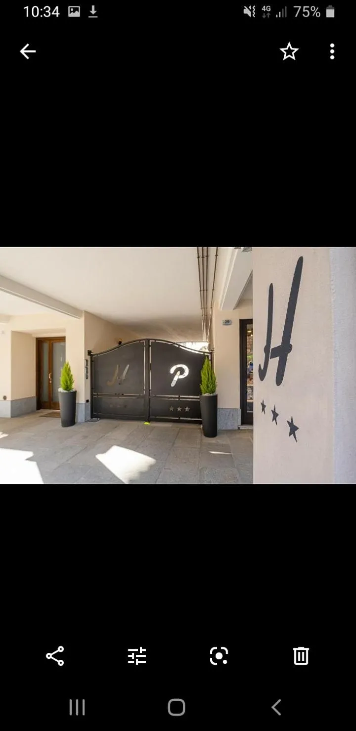 Property building in Hotel & Apartments " Perpoin "