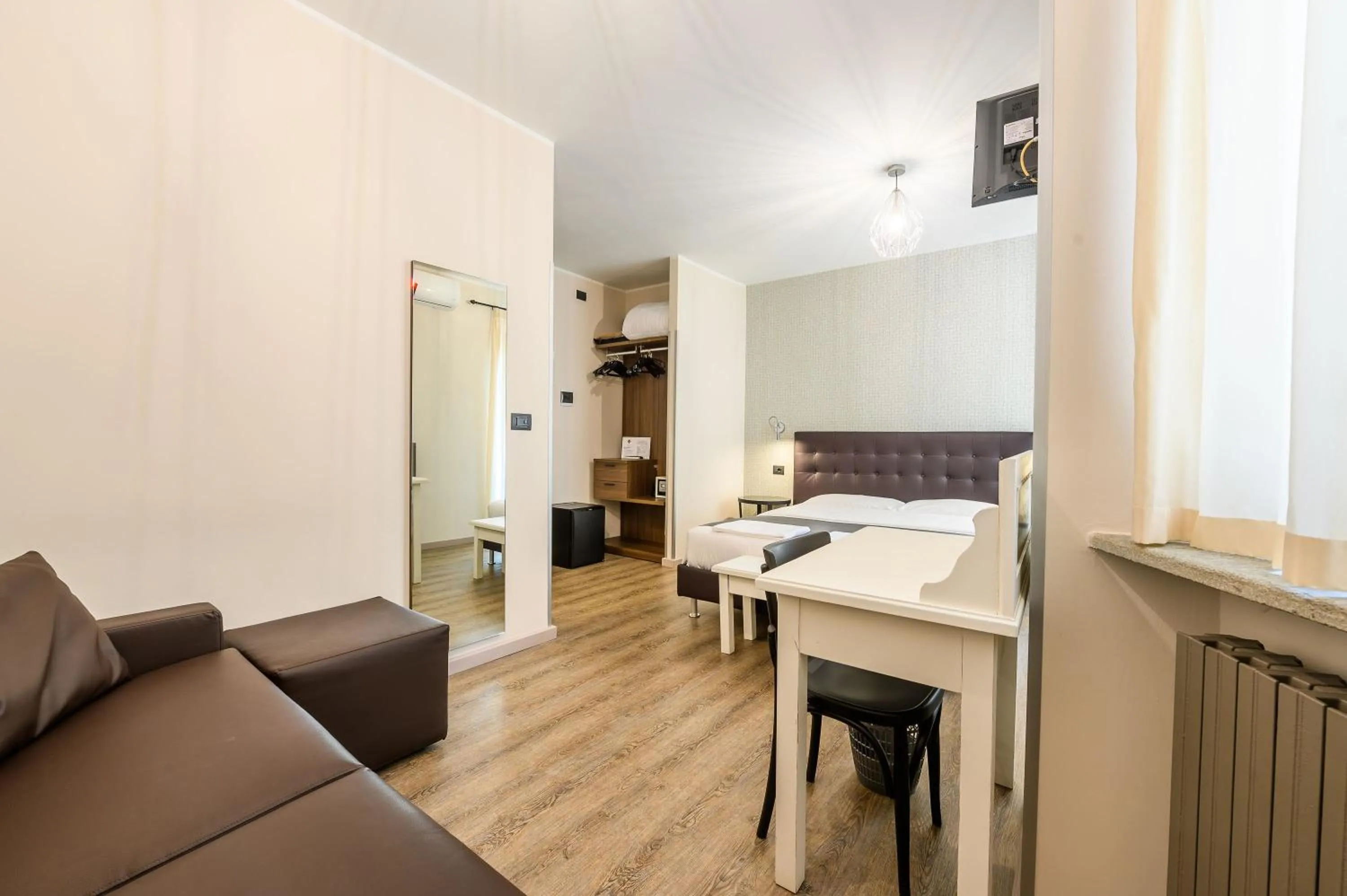 Bed in Hotel & Apartments " Perpoin "