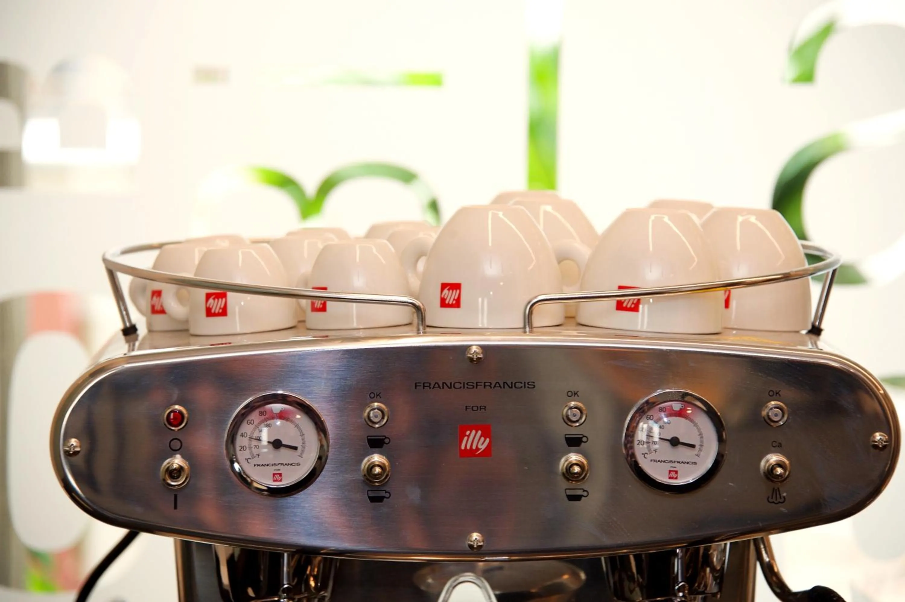 Lounge or bar in Hotel & Apartments " Perpoin "