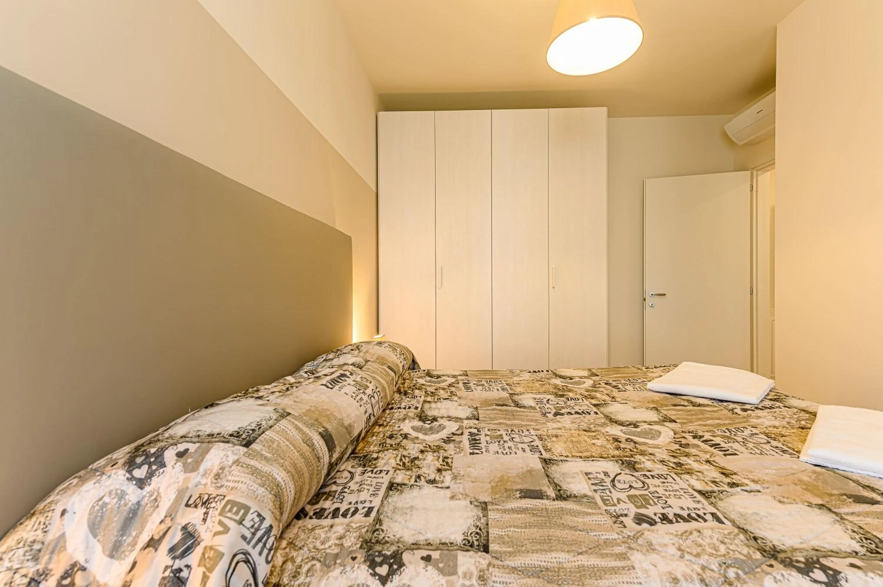 Bed in Hotel & Apartments " Perpoin "